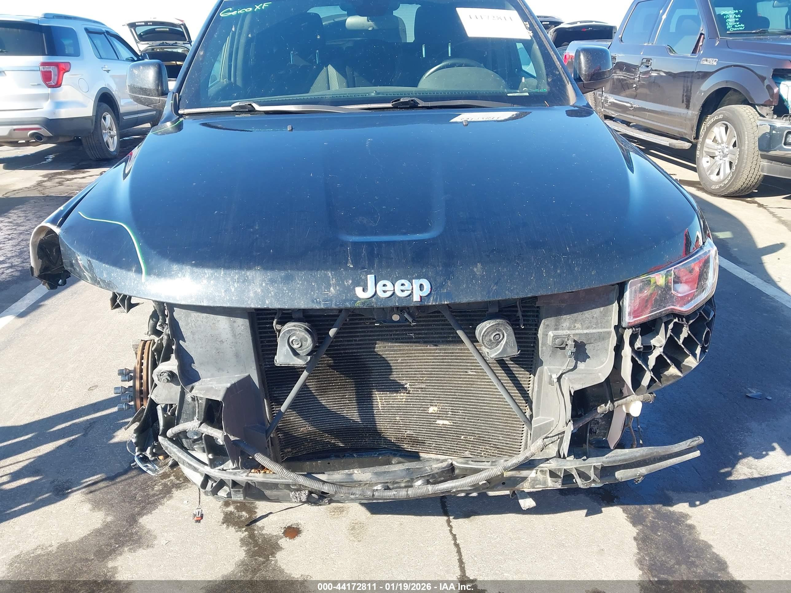 JEEP GRAND image 6
