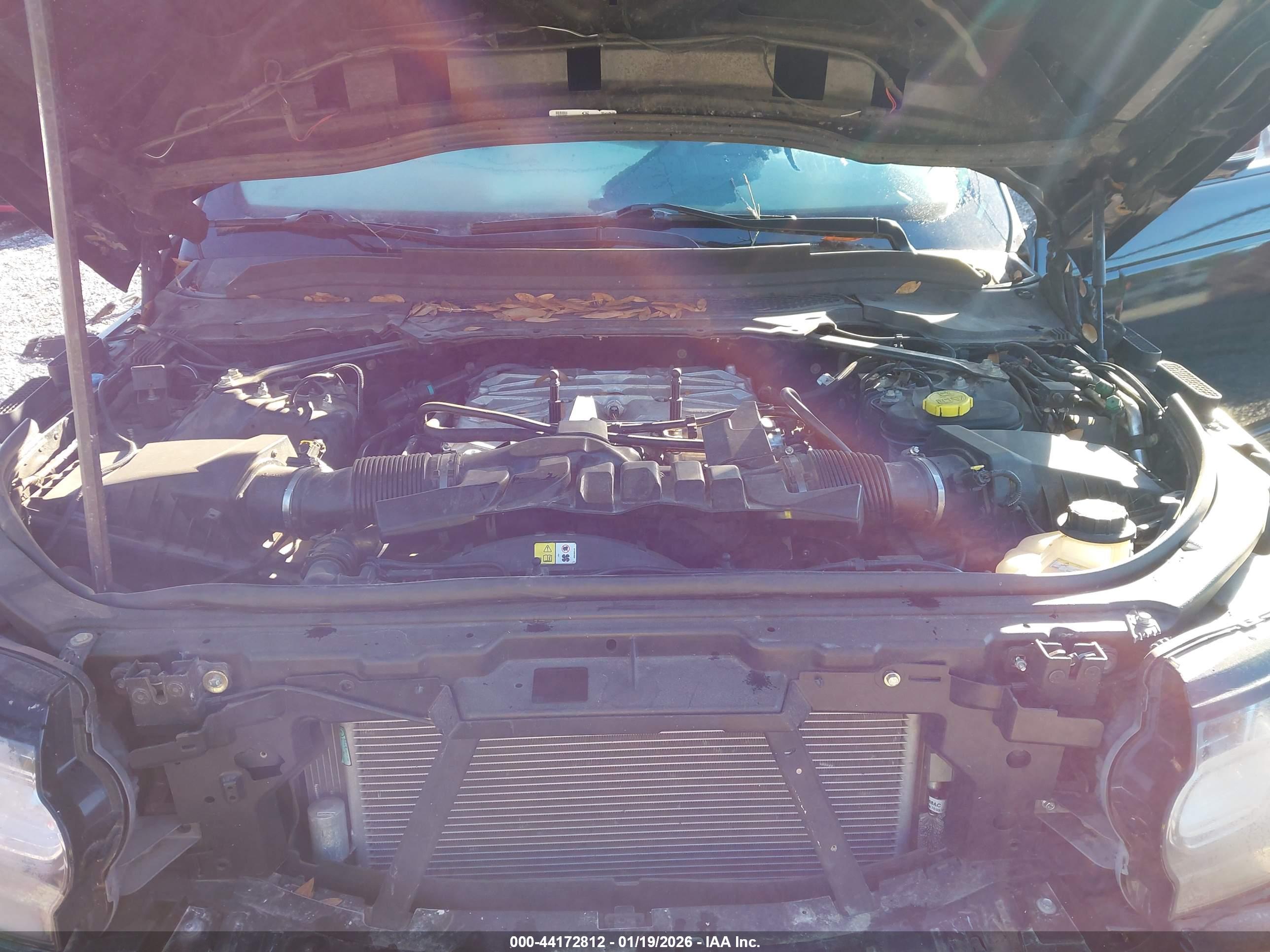 LAND ROVER image 10