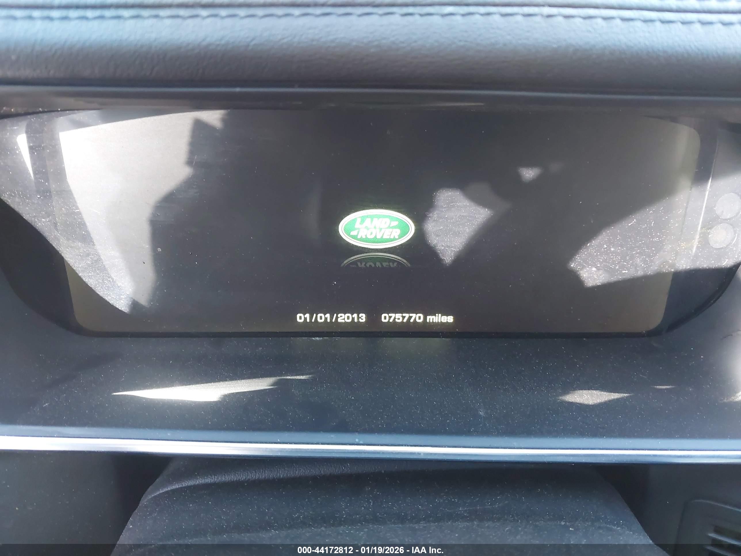 LAND ROVER image 7