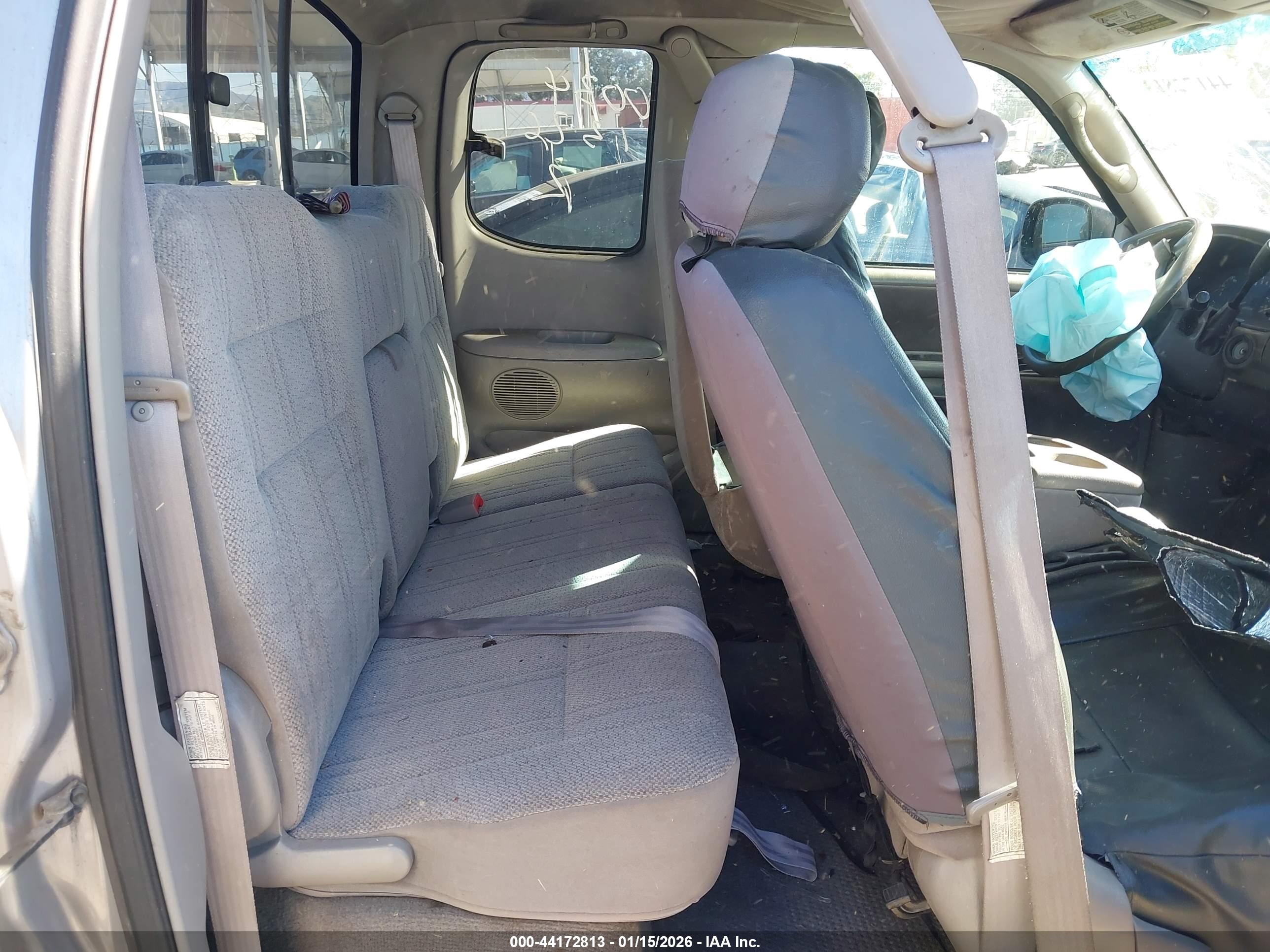 TOYOTA TUNDRA image 8