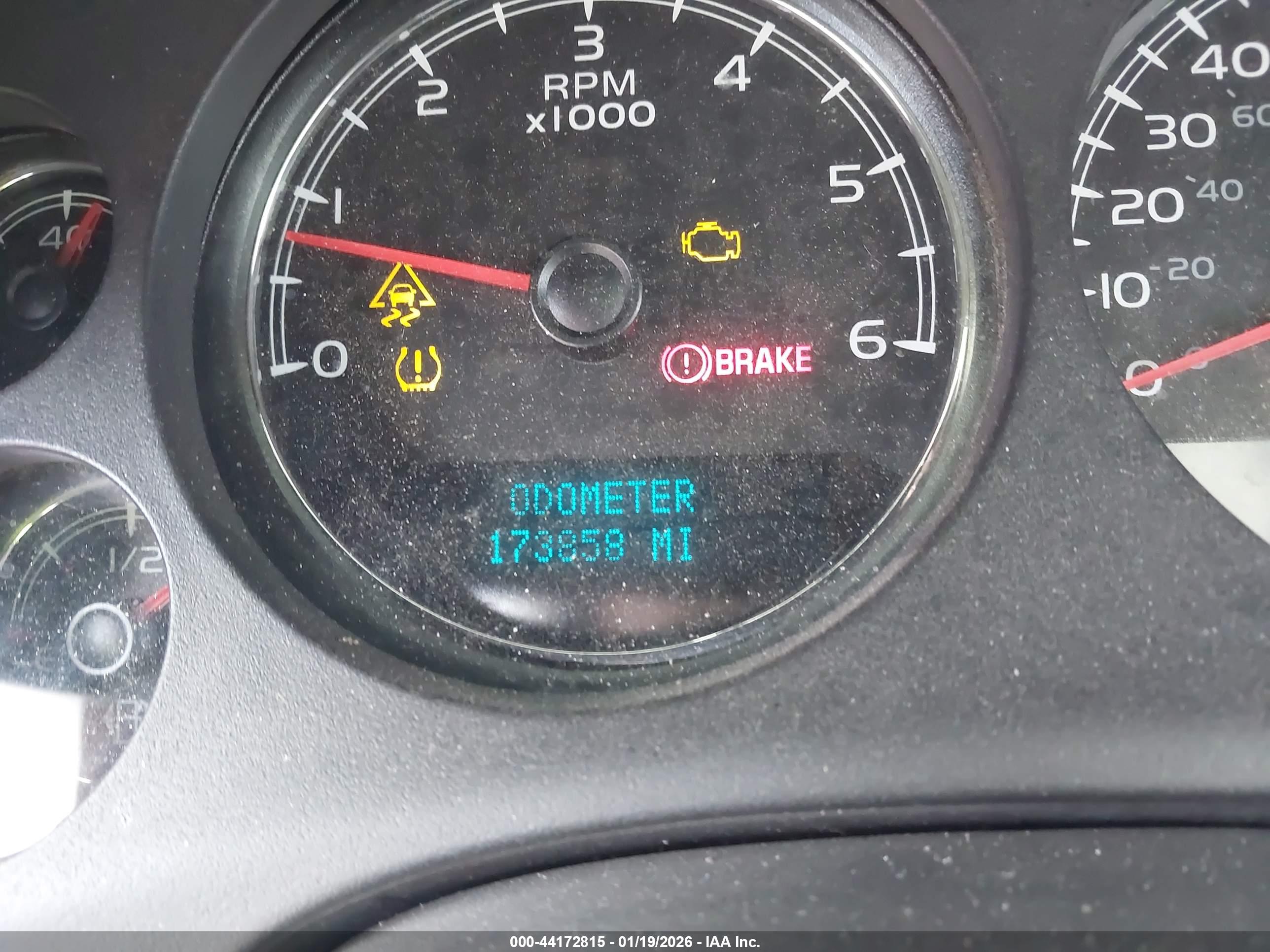 CHEVROLET SILVERADO image 7