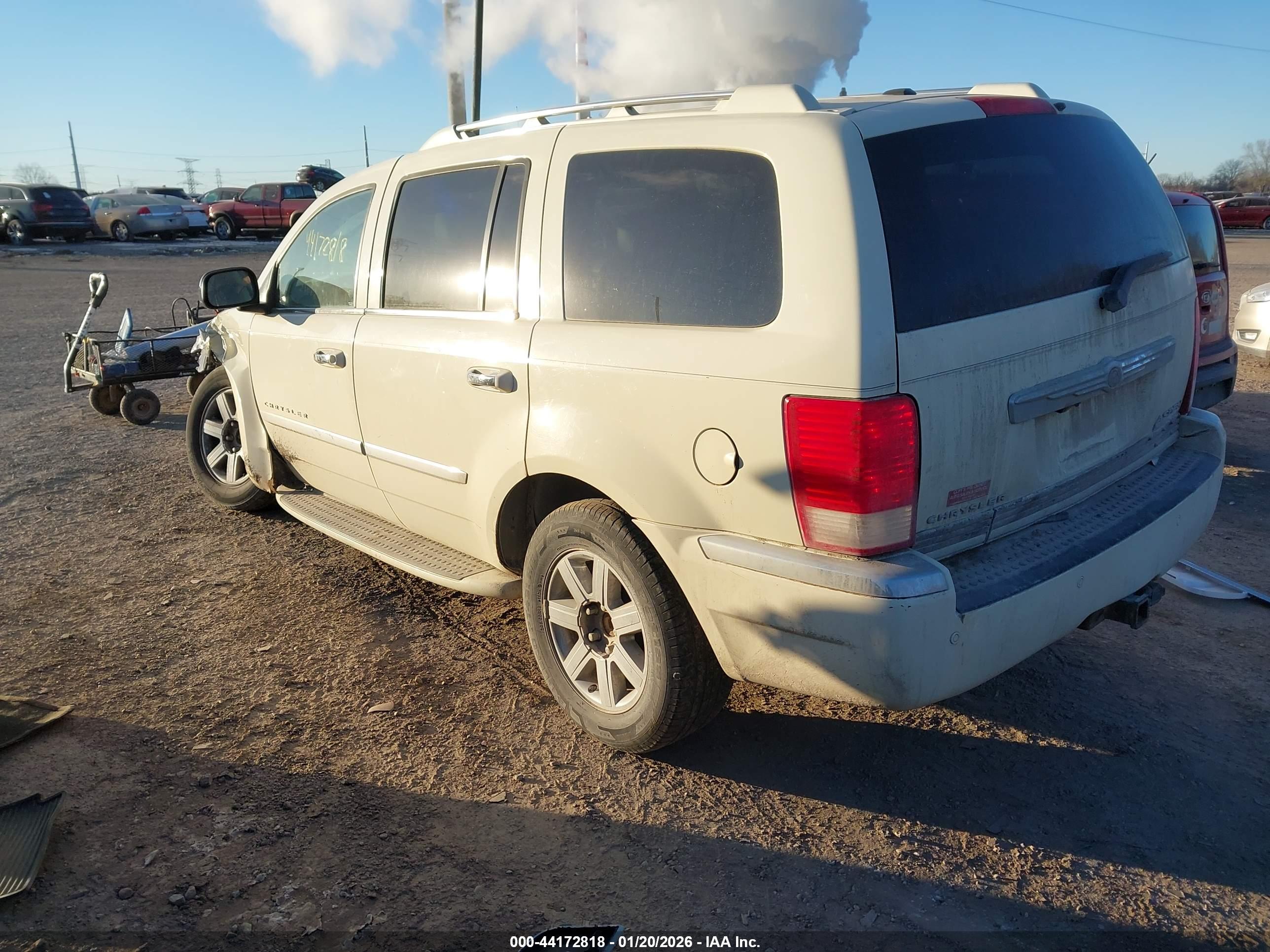 CHRYSLER ASPEN image 3