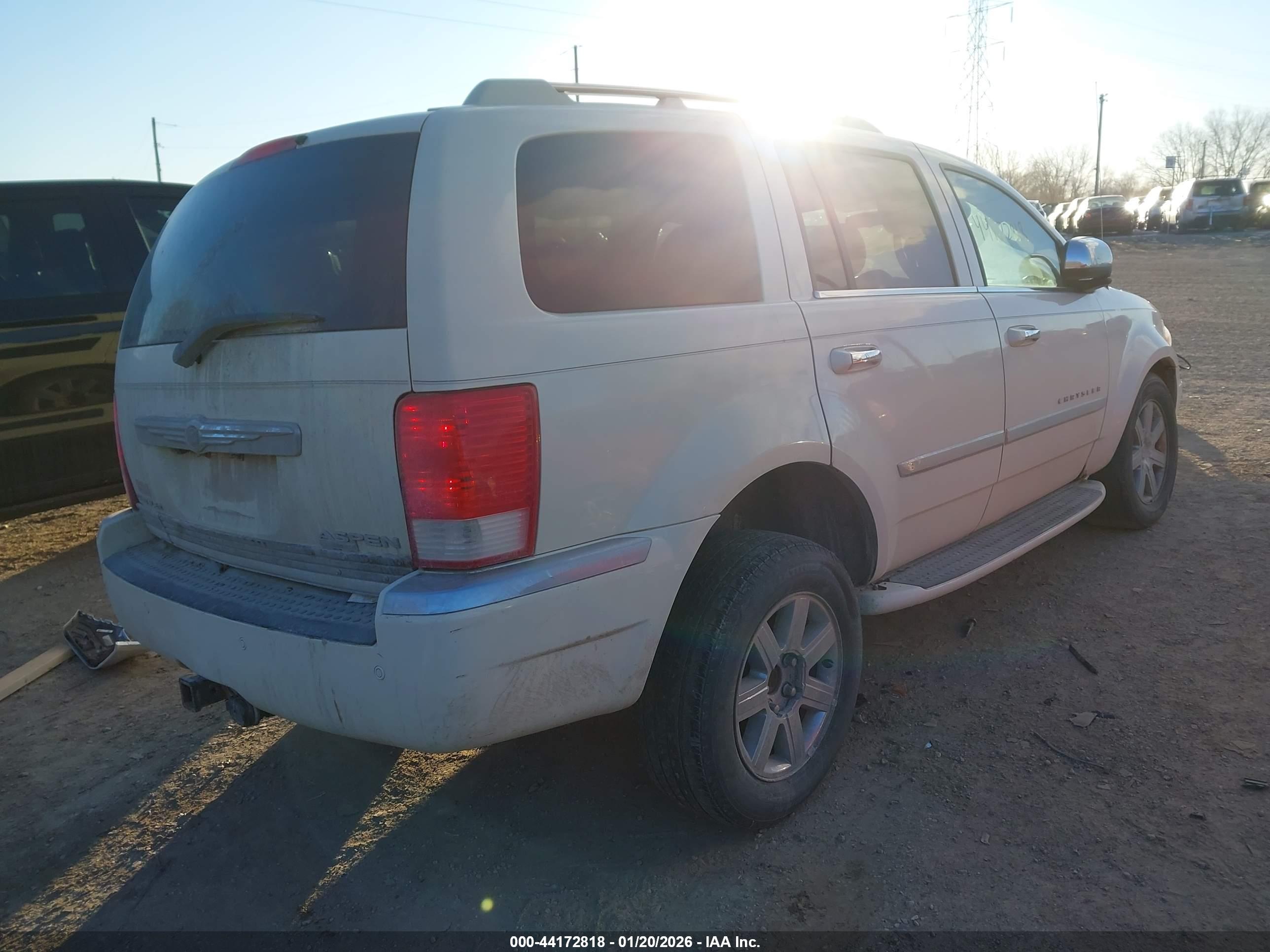 CHRYSLER ASPEN image 4