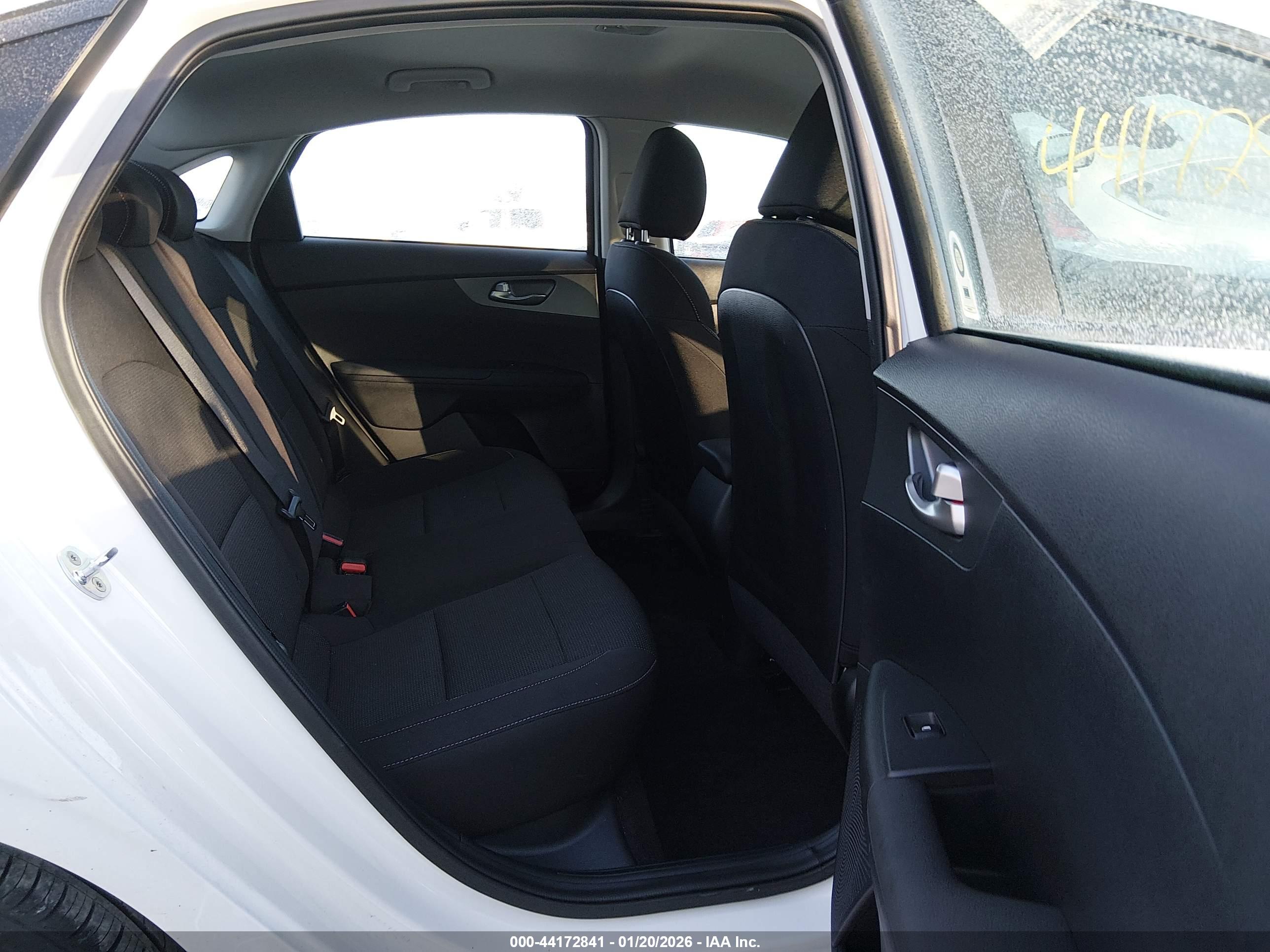 KIA FORTE image 8