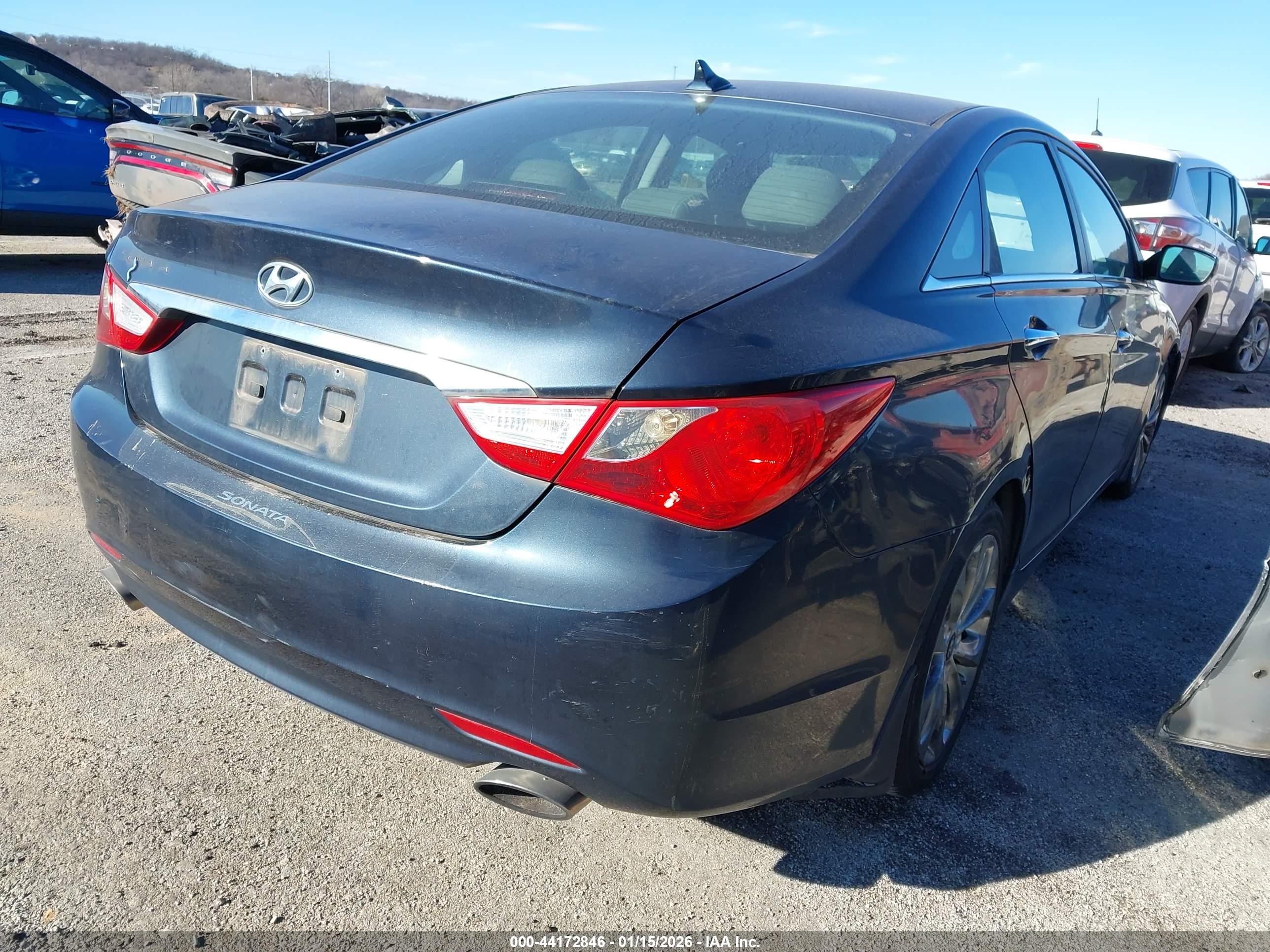HYUNDAI SONATA image 4