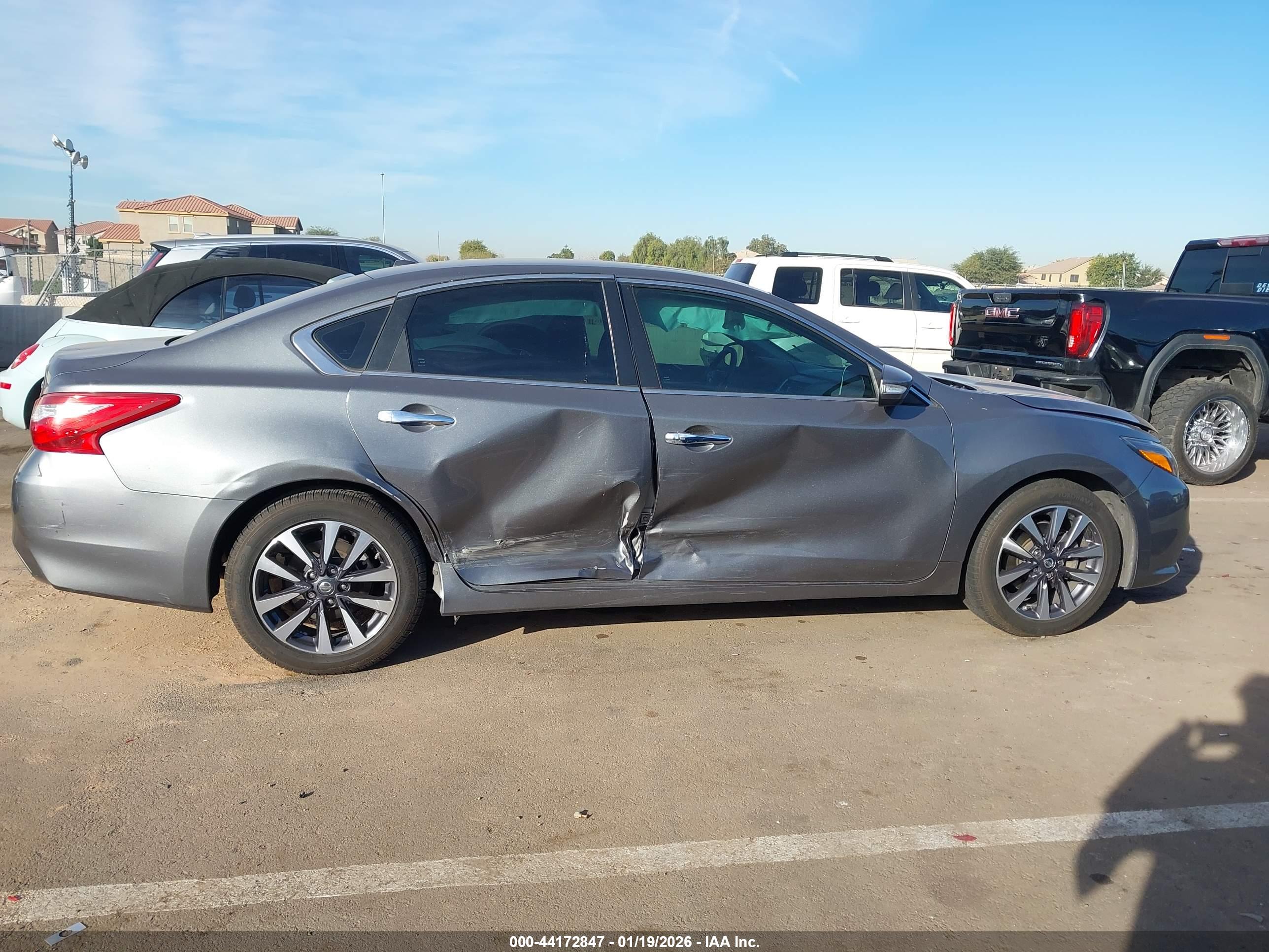 NISSAN ALTIMA image 6