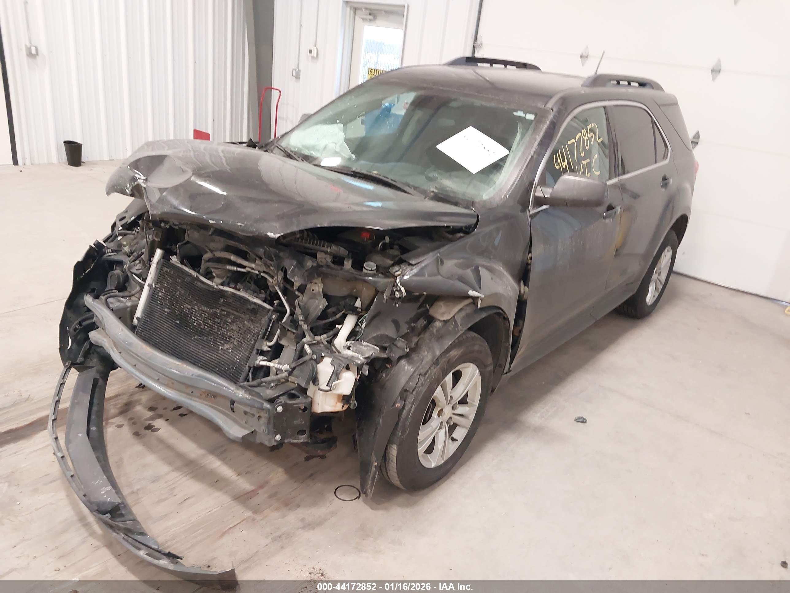 CHEVROLET EQUINOX image 2