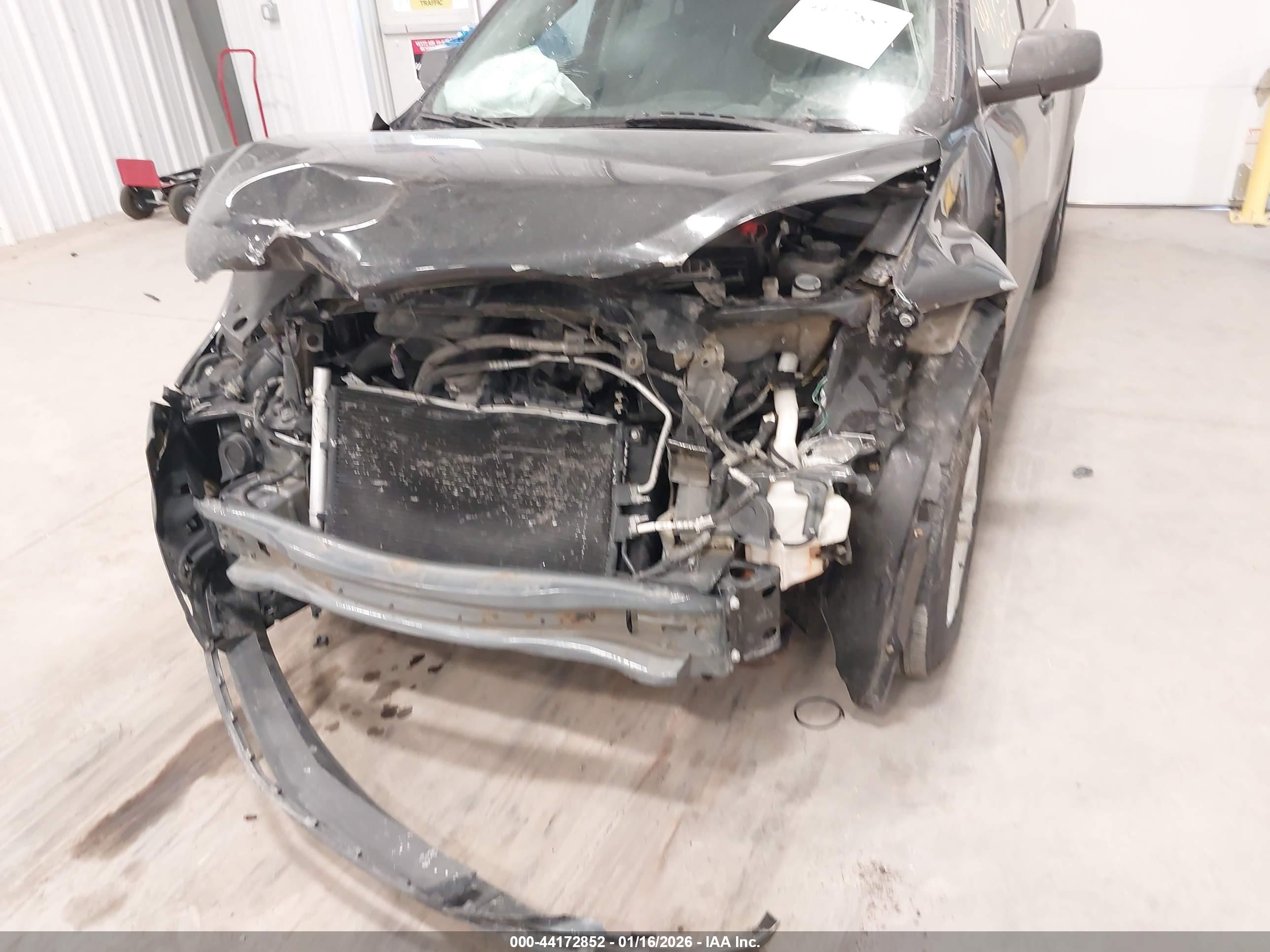 CHEVROLET EQUINOX image 6