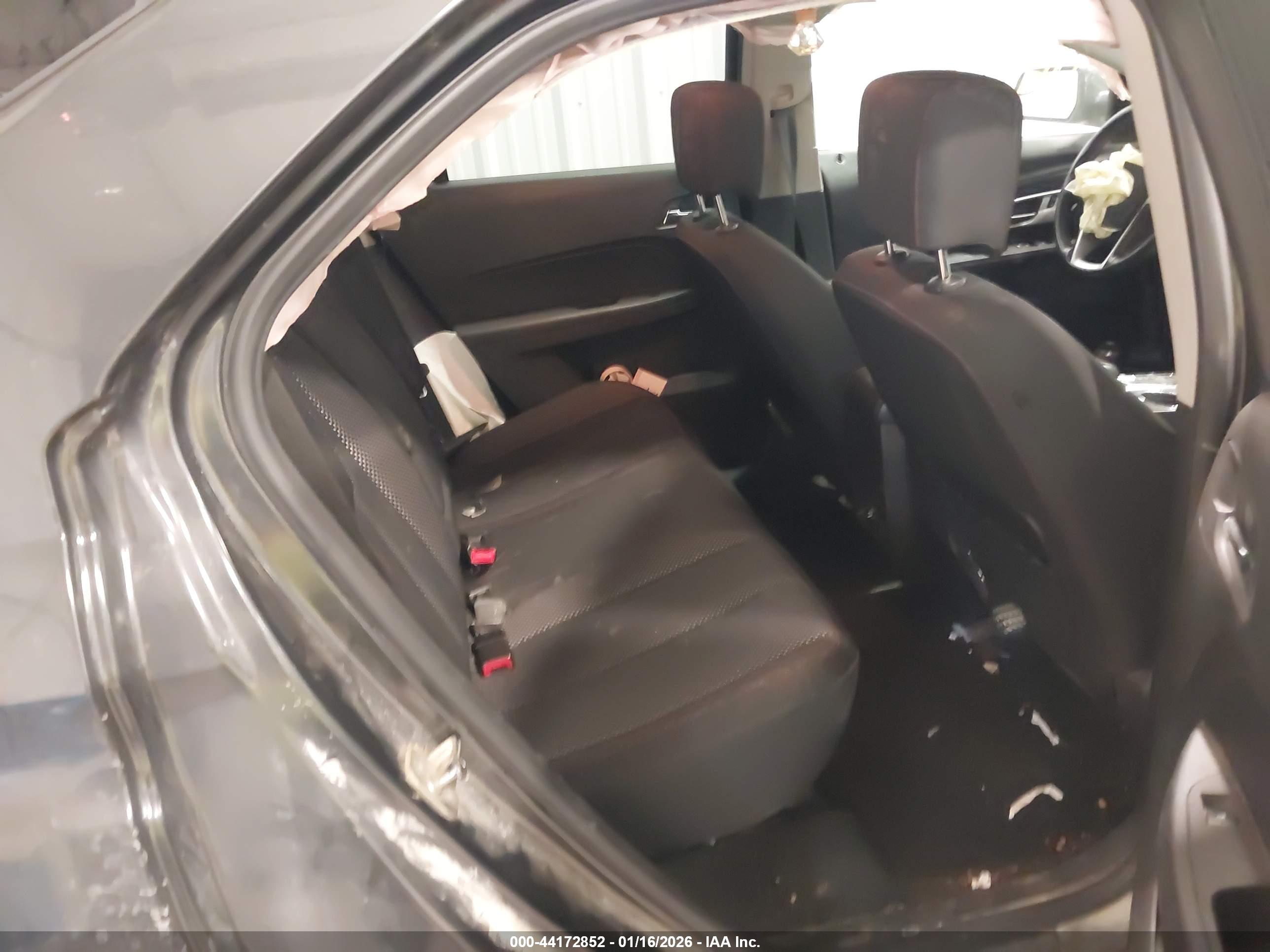 CHEVROLET EQUINOX image 8