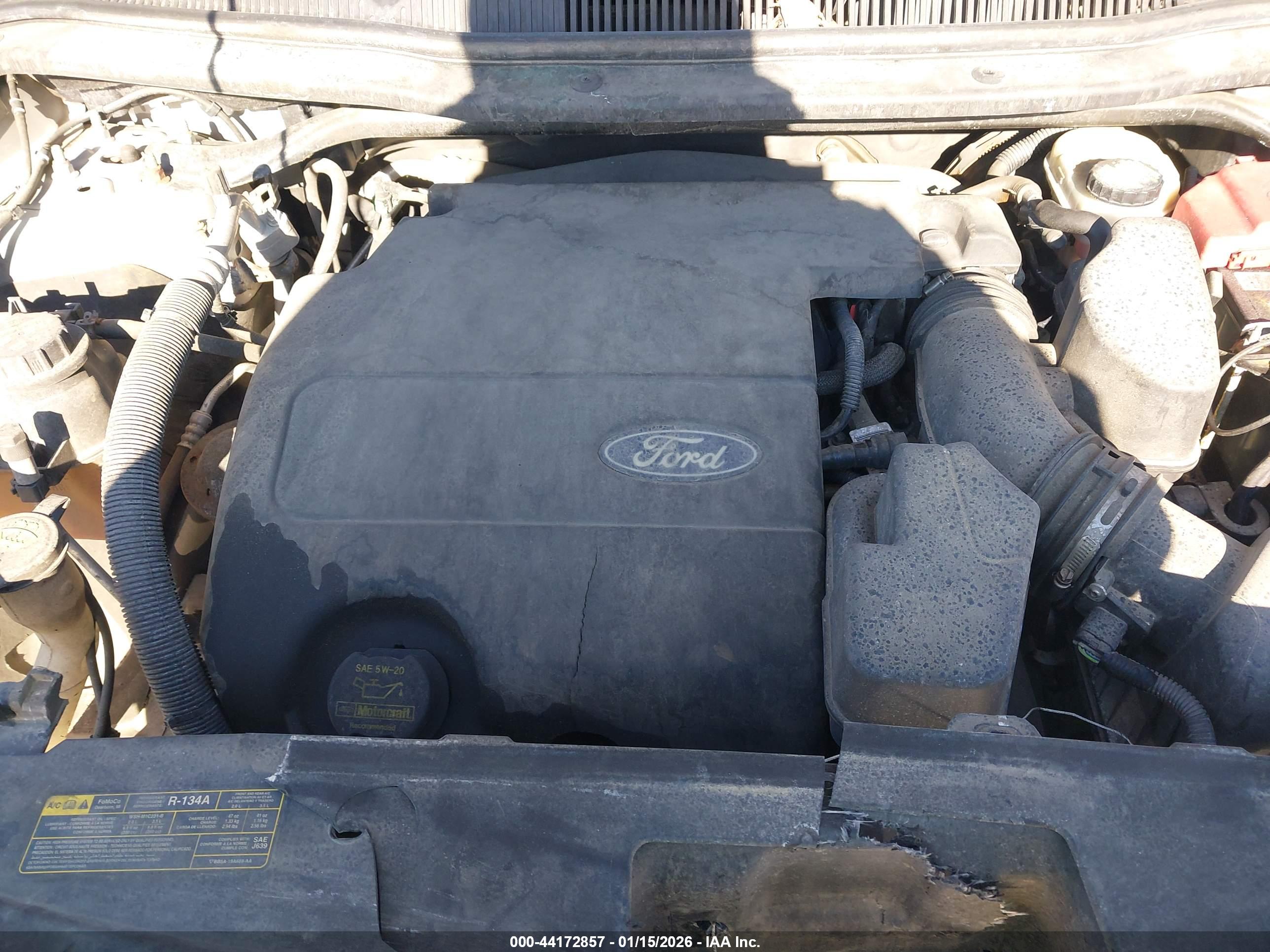FORD EXPLORER image 10