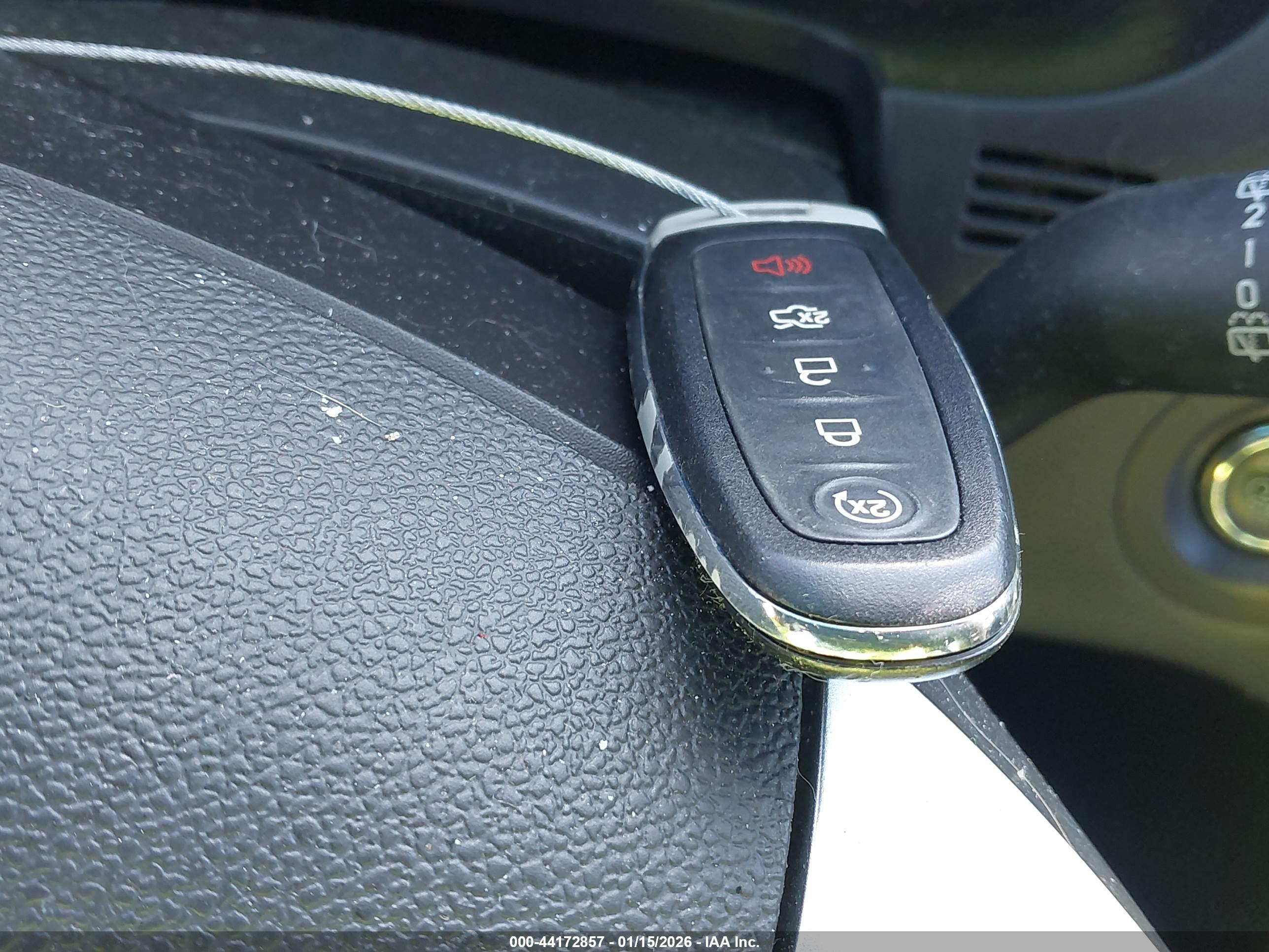 FORD EXPLORER image 11