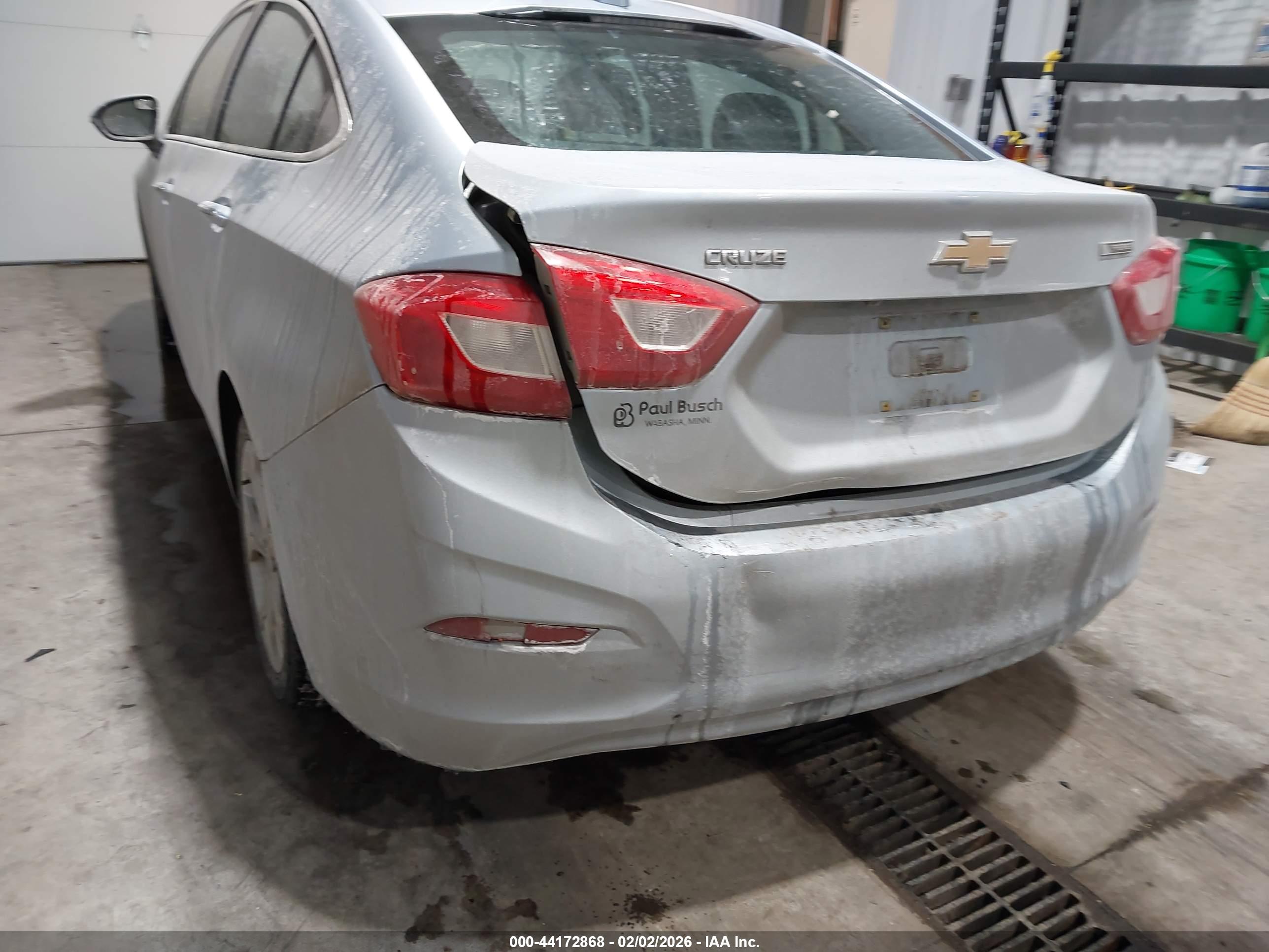 CHEVROLET CRUZE image 6