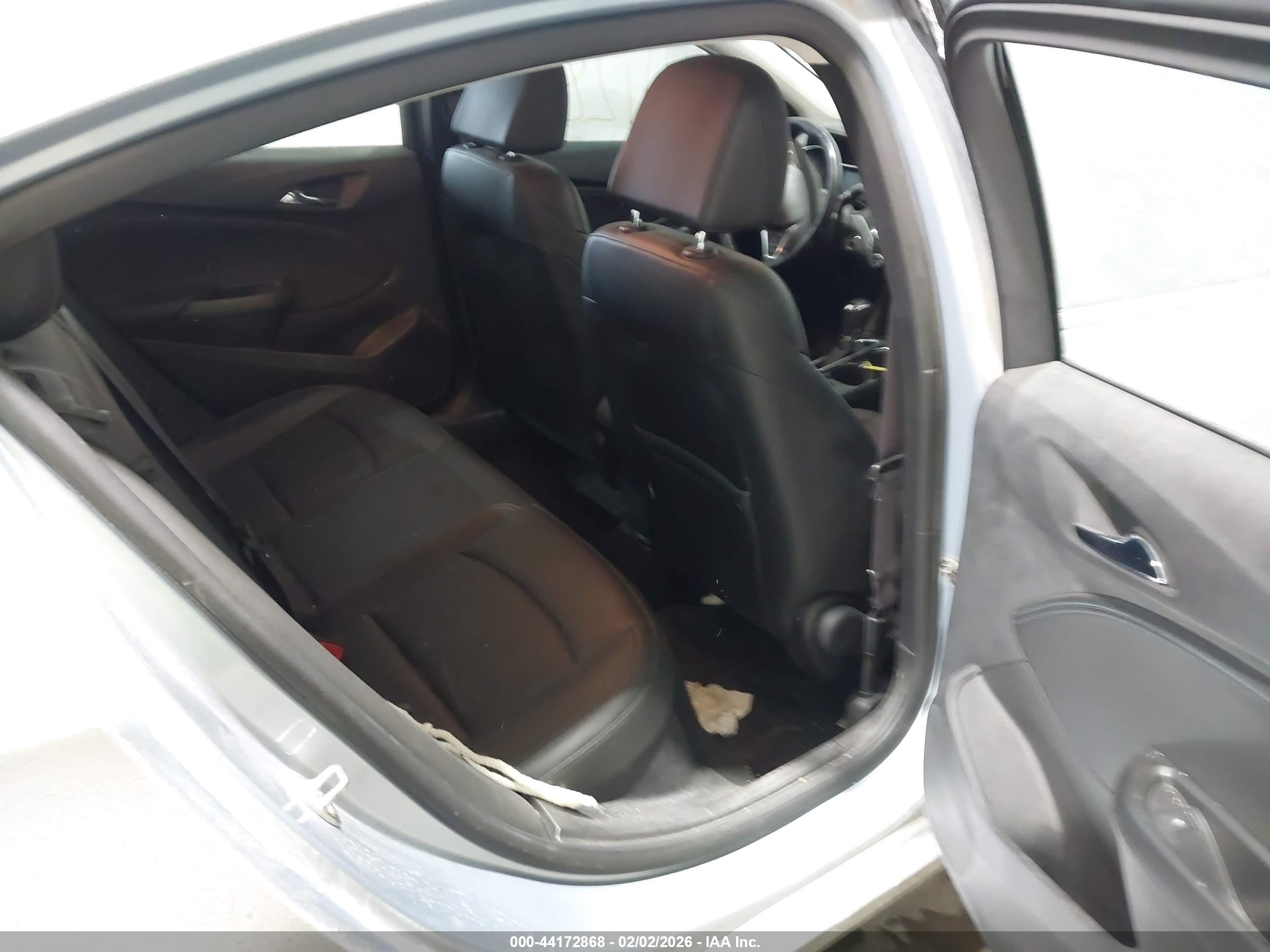 CHEVROLET CRUZE image 8