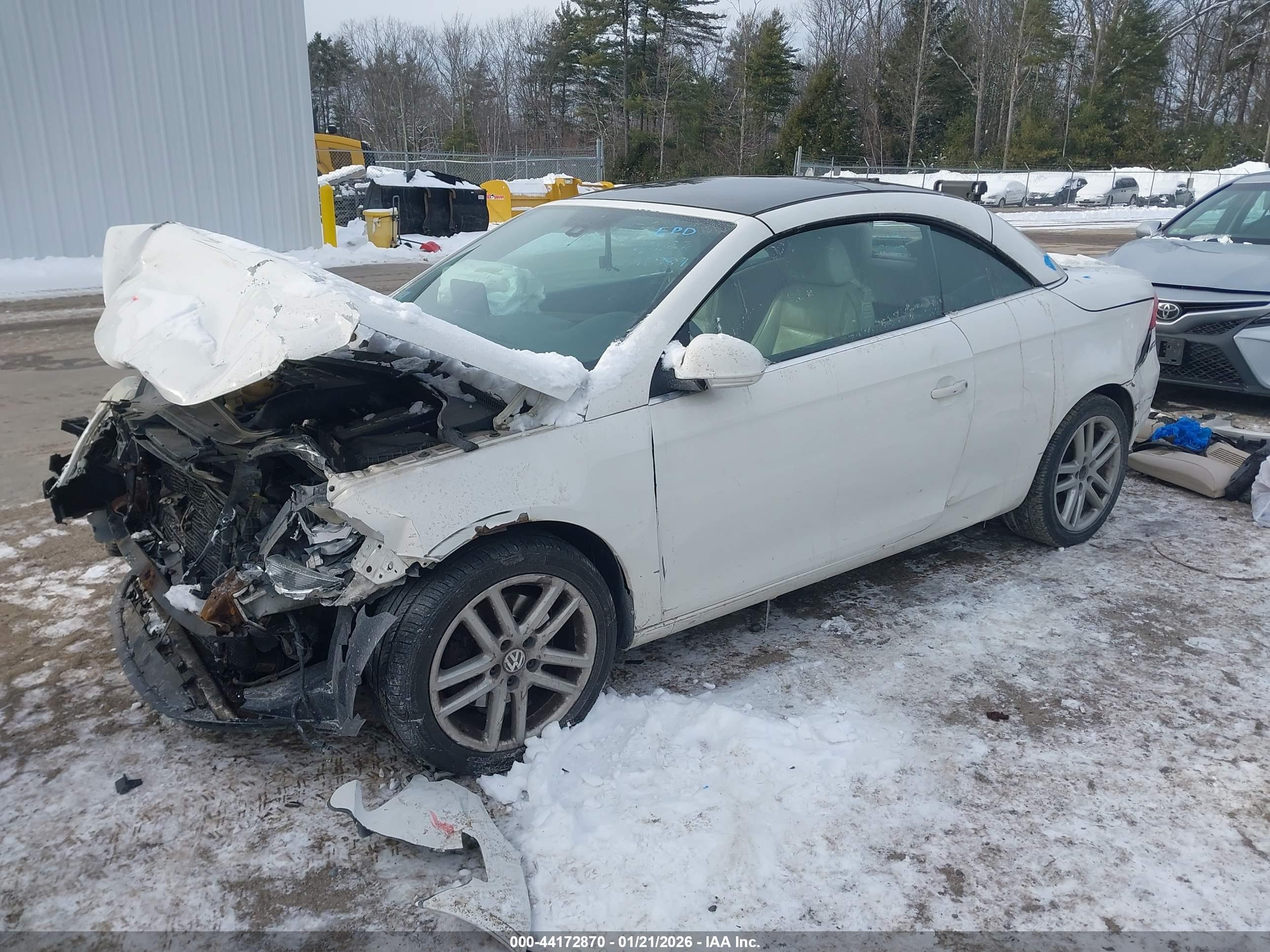 VOLKSWAGEN EOS image 2