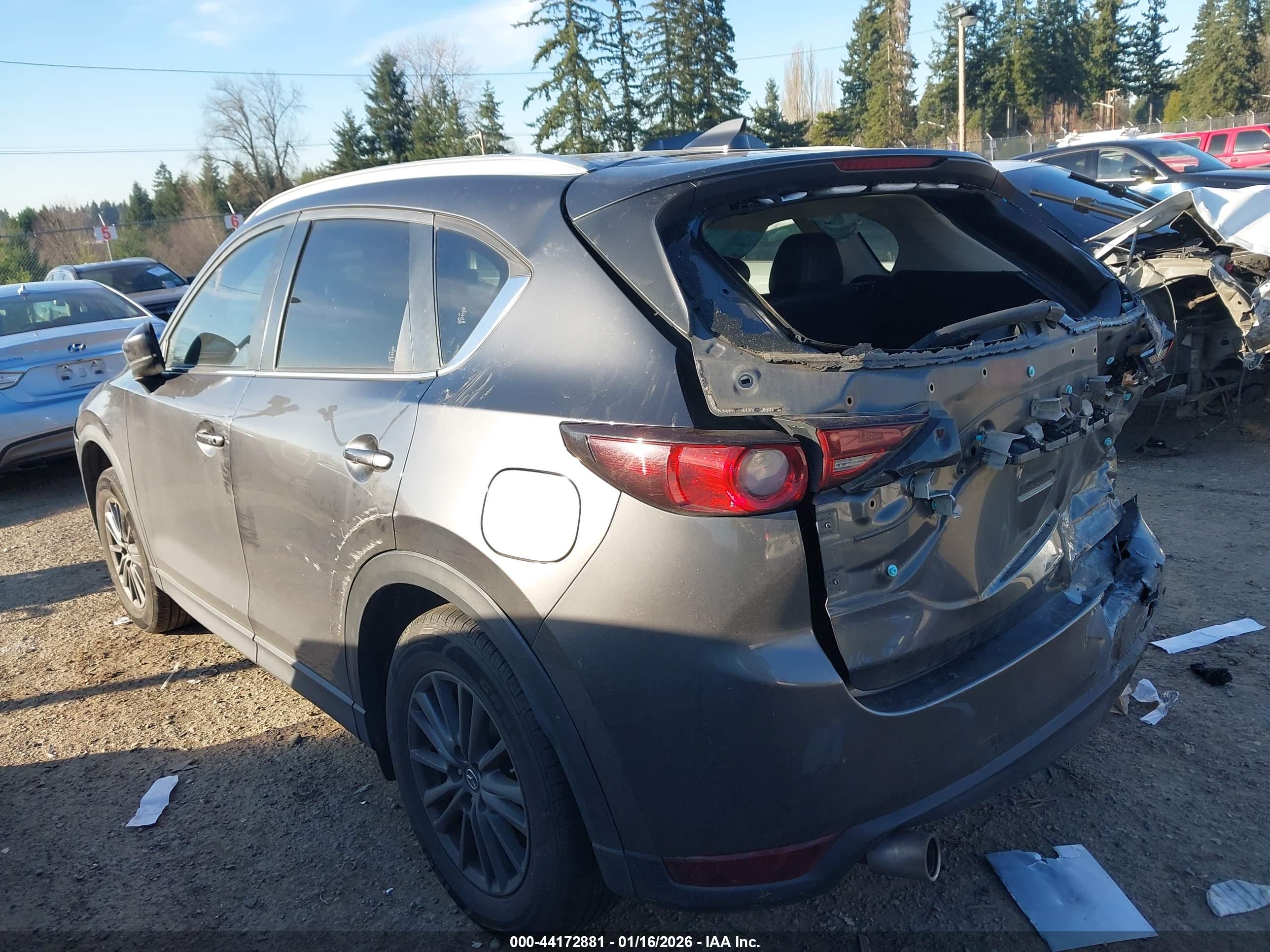 MAZDA CX-5 image 3
