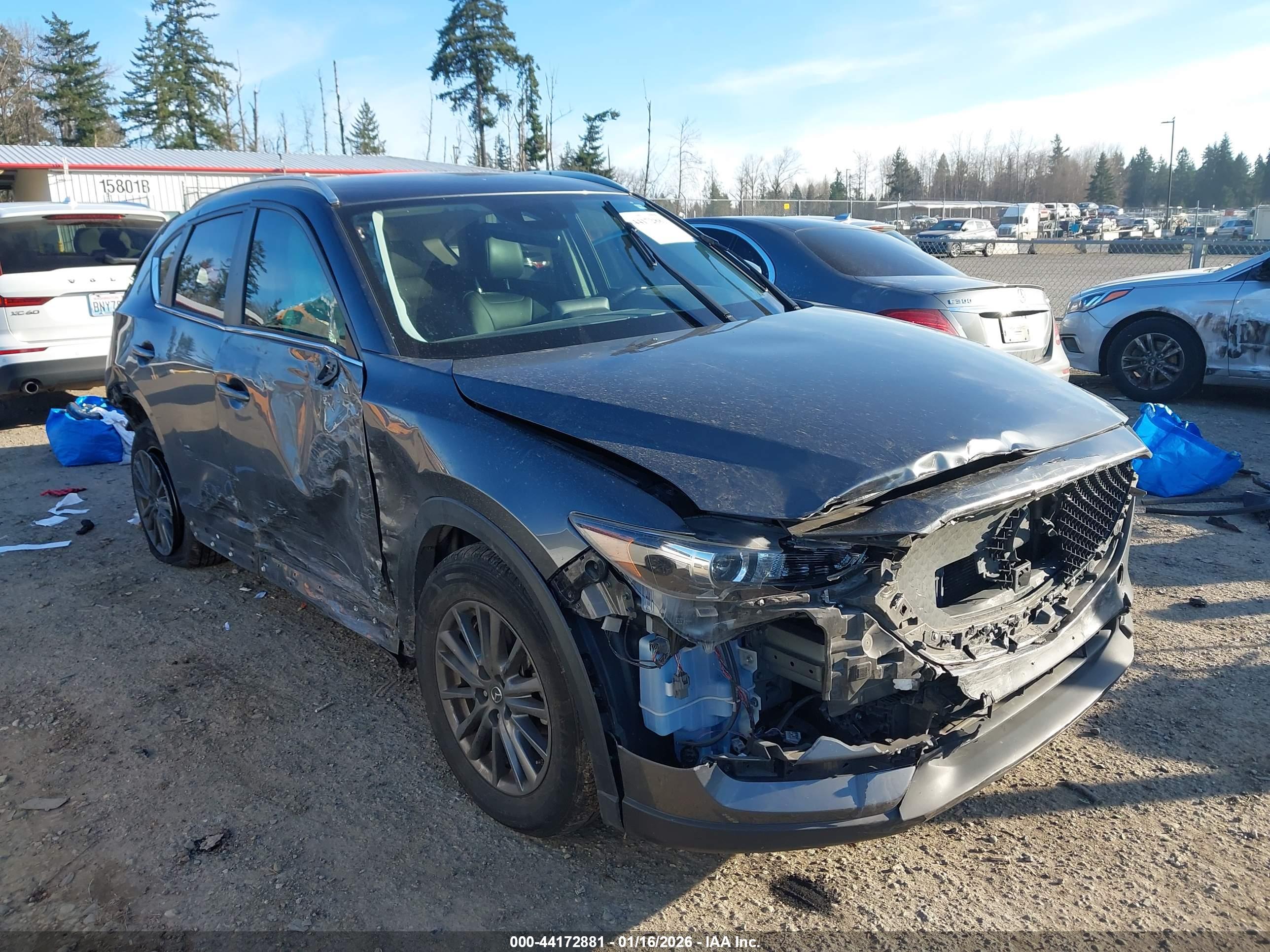 MAZDA CX-5 image 6
