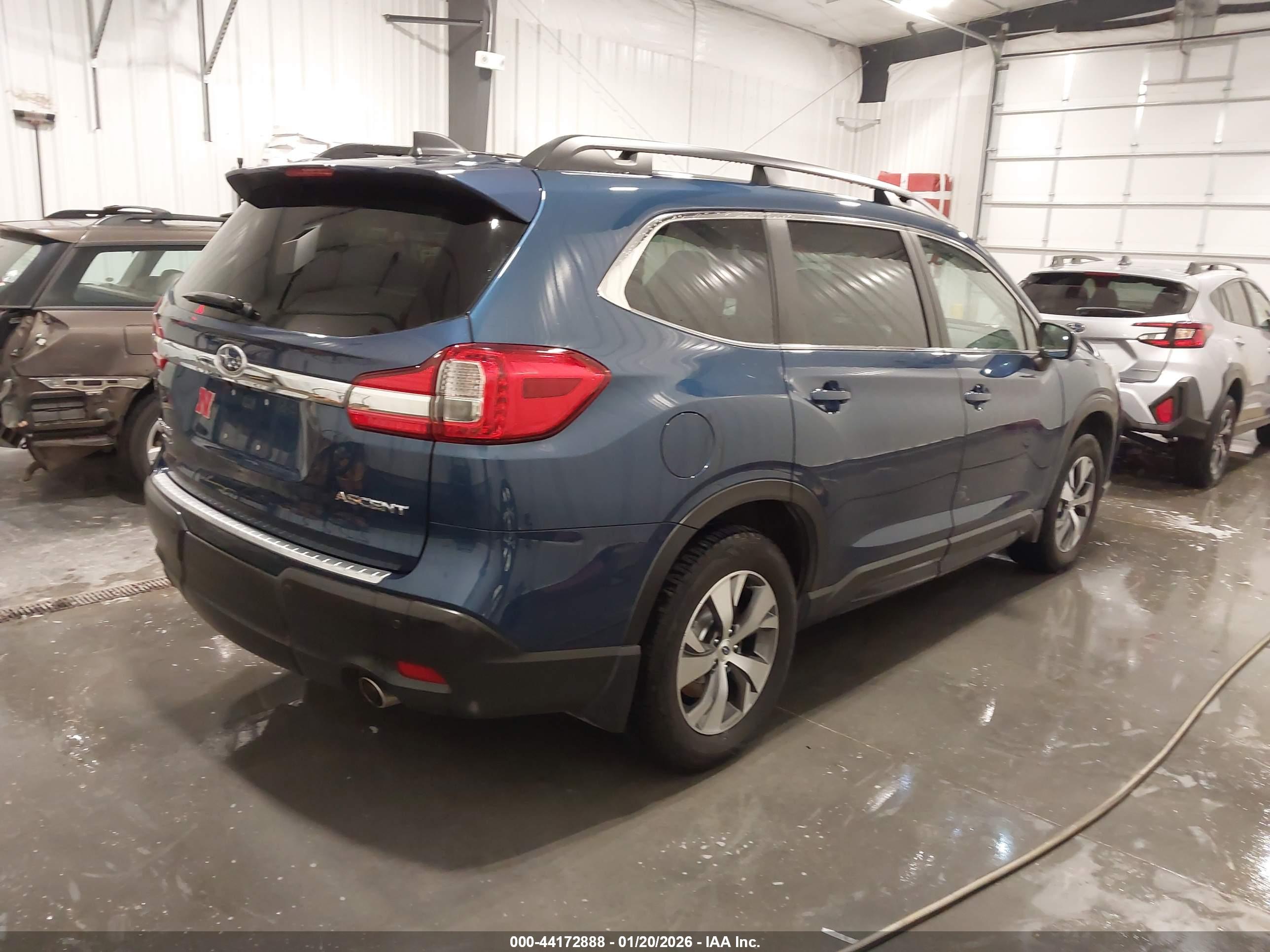 SUBARU ASCENT image 4
