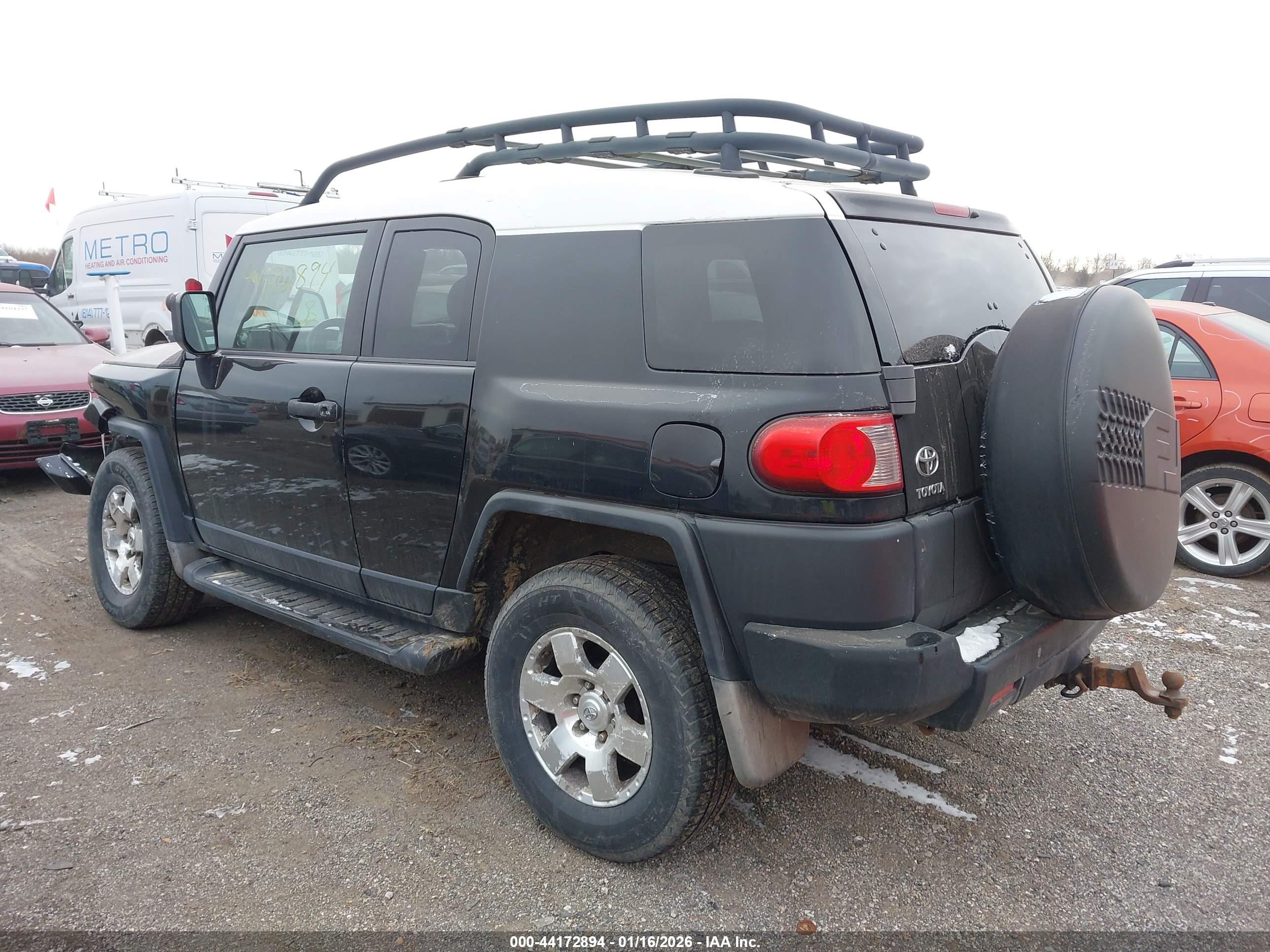TOYOTA FJ image 3