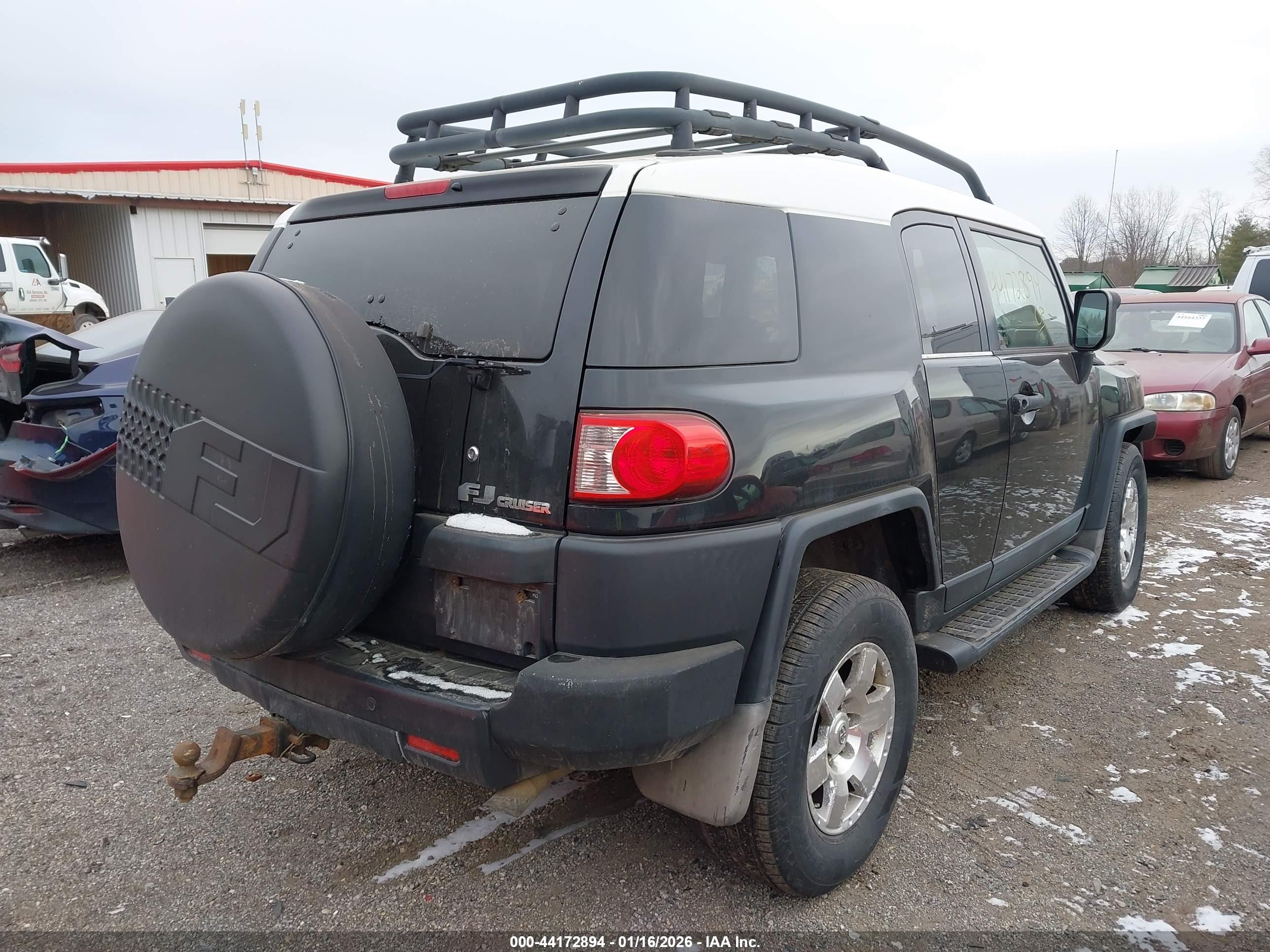 TOYOTA FJ image 4