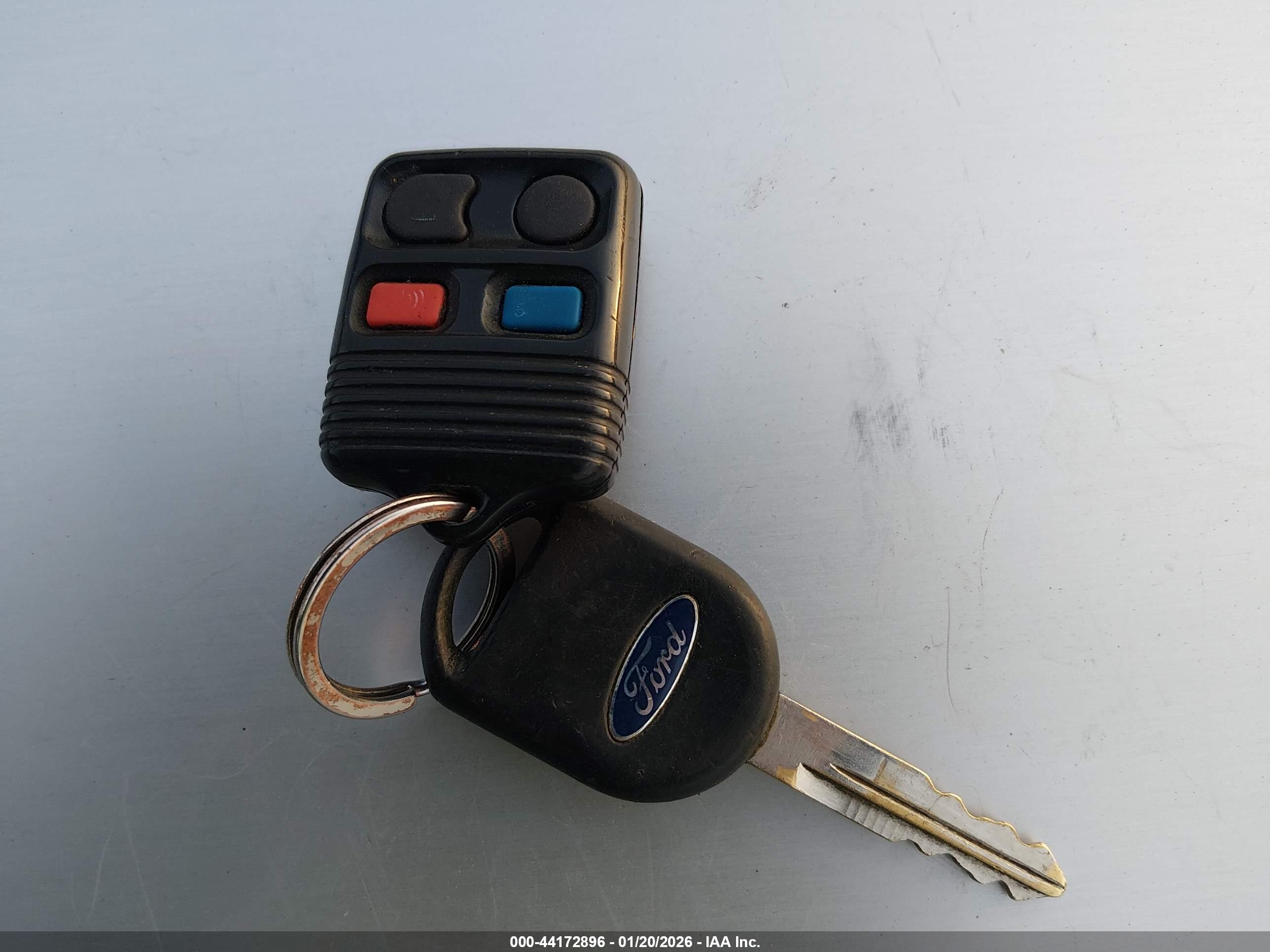FORD EXPEDITION image 11