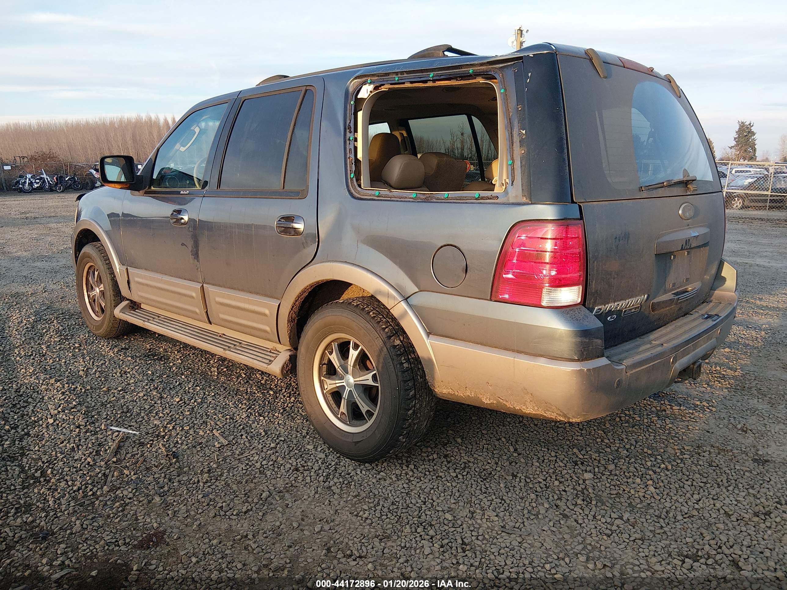 FORD EXPEDITION image 3