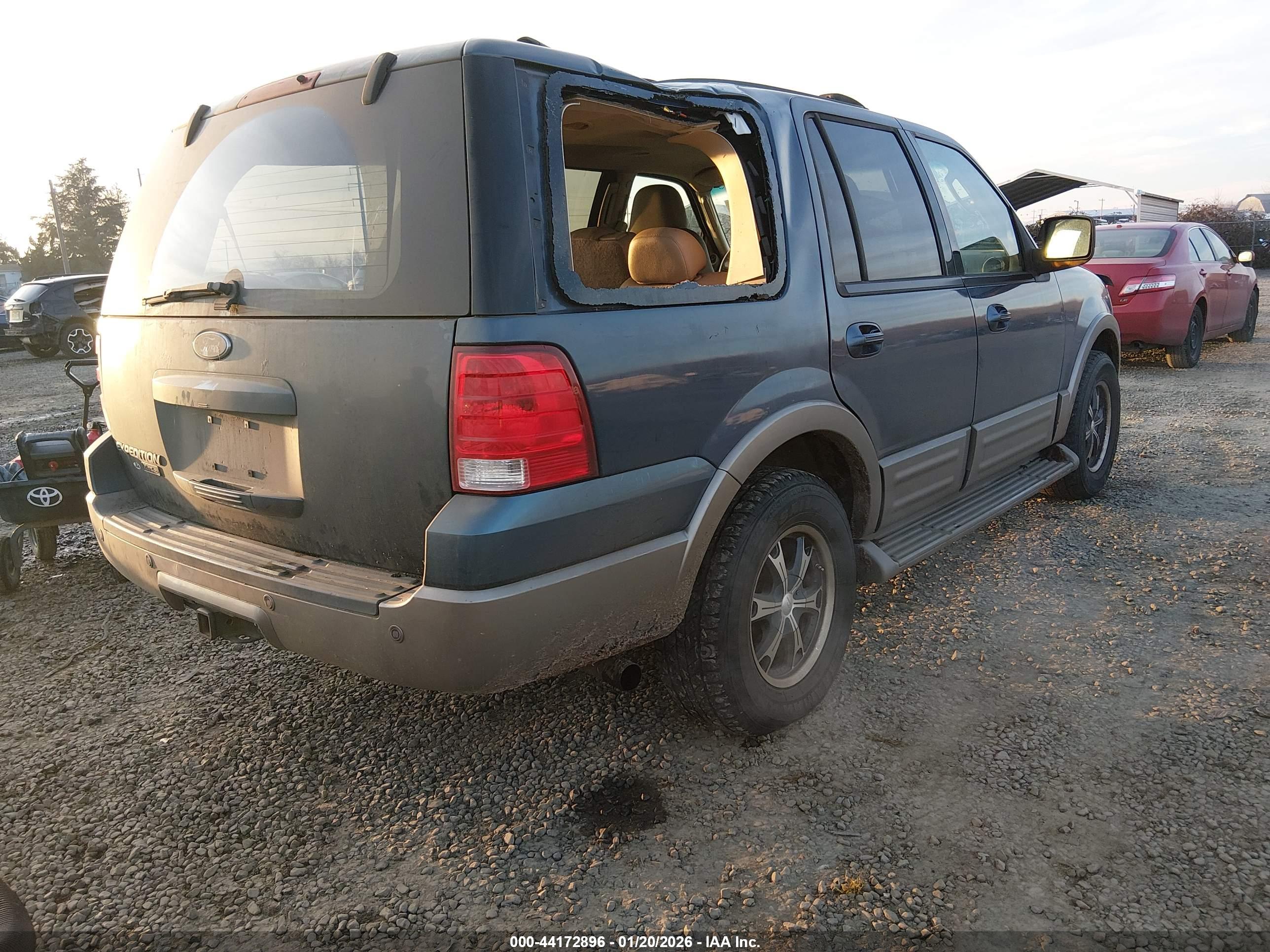 FORD EXPEDITION image 4