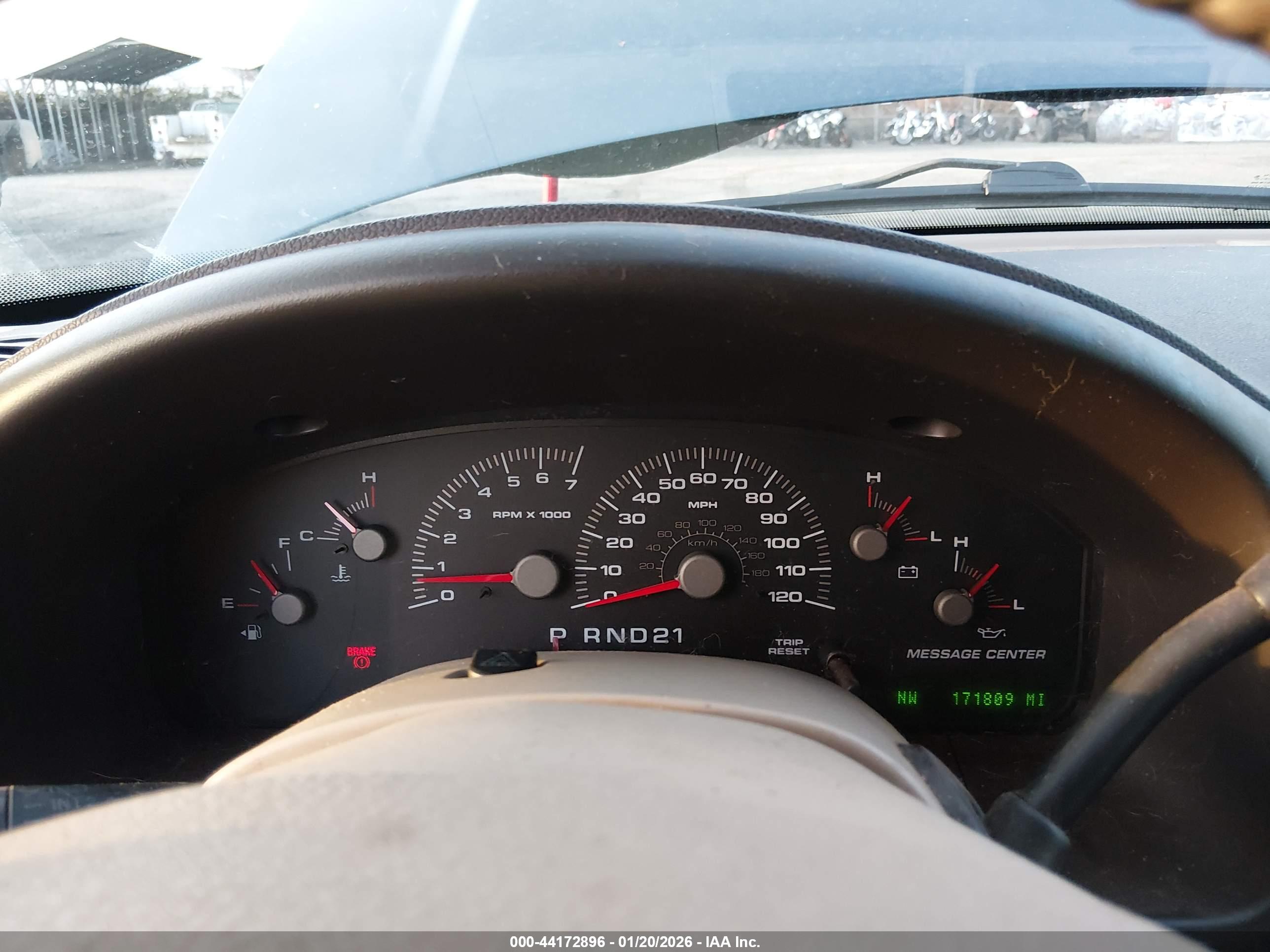 FORD EXPEDITION image 7