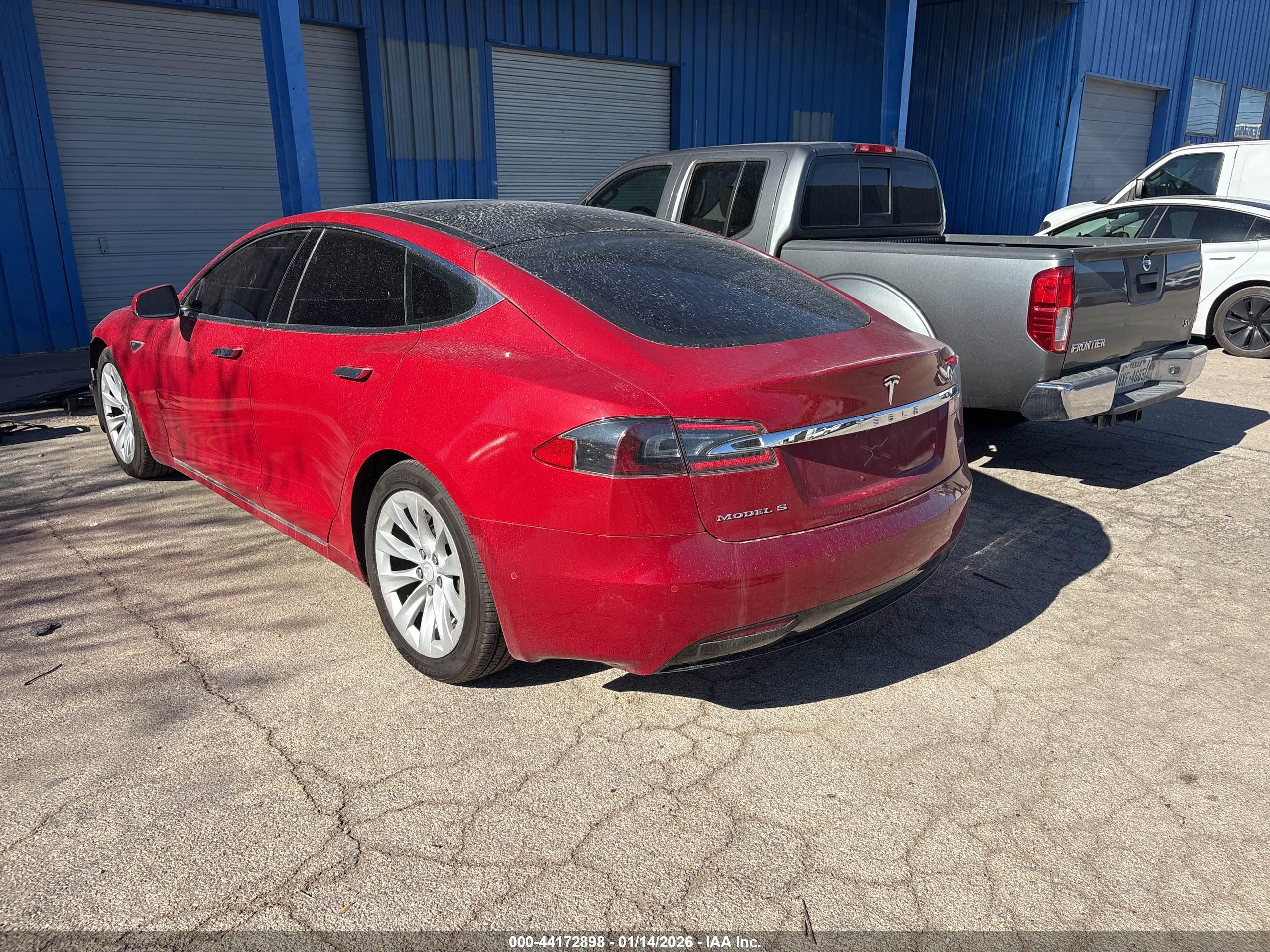 TESLA MODEL image 3