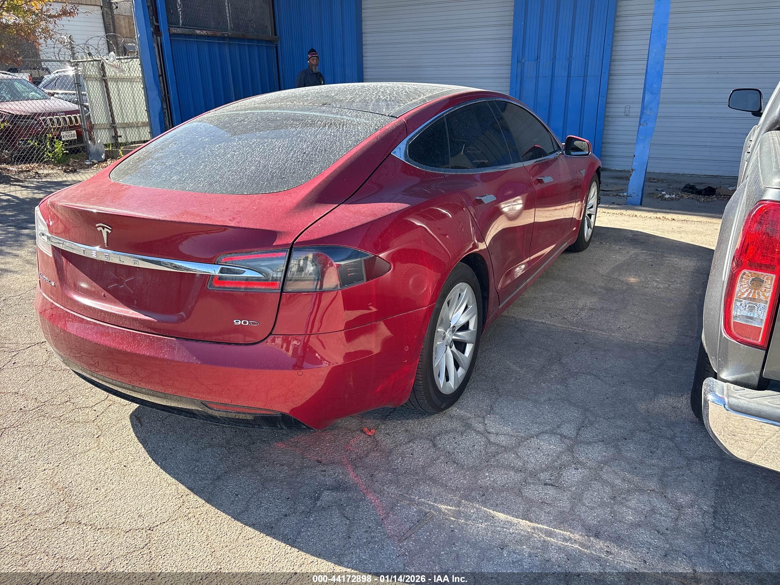 TESLA MODEL image 4