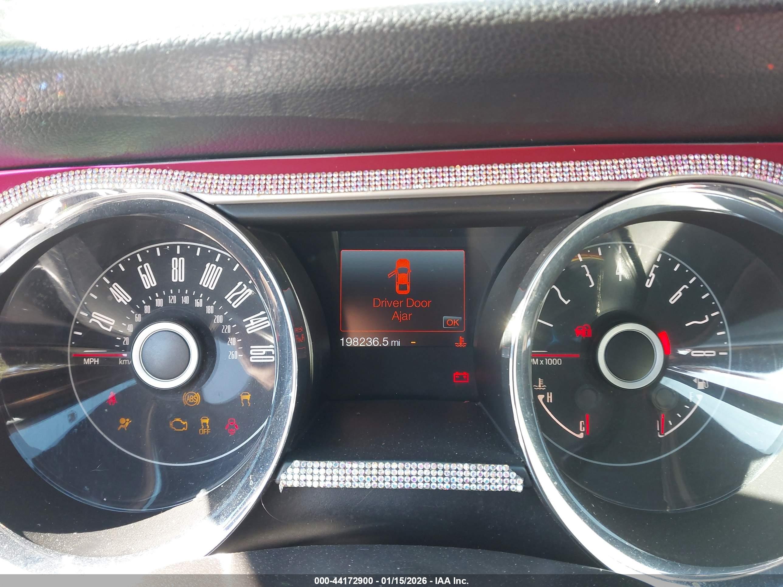 FORD MUSTANG image 7