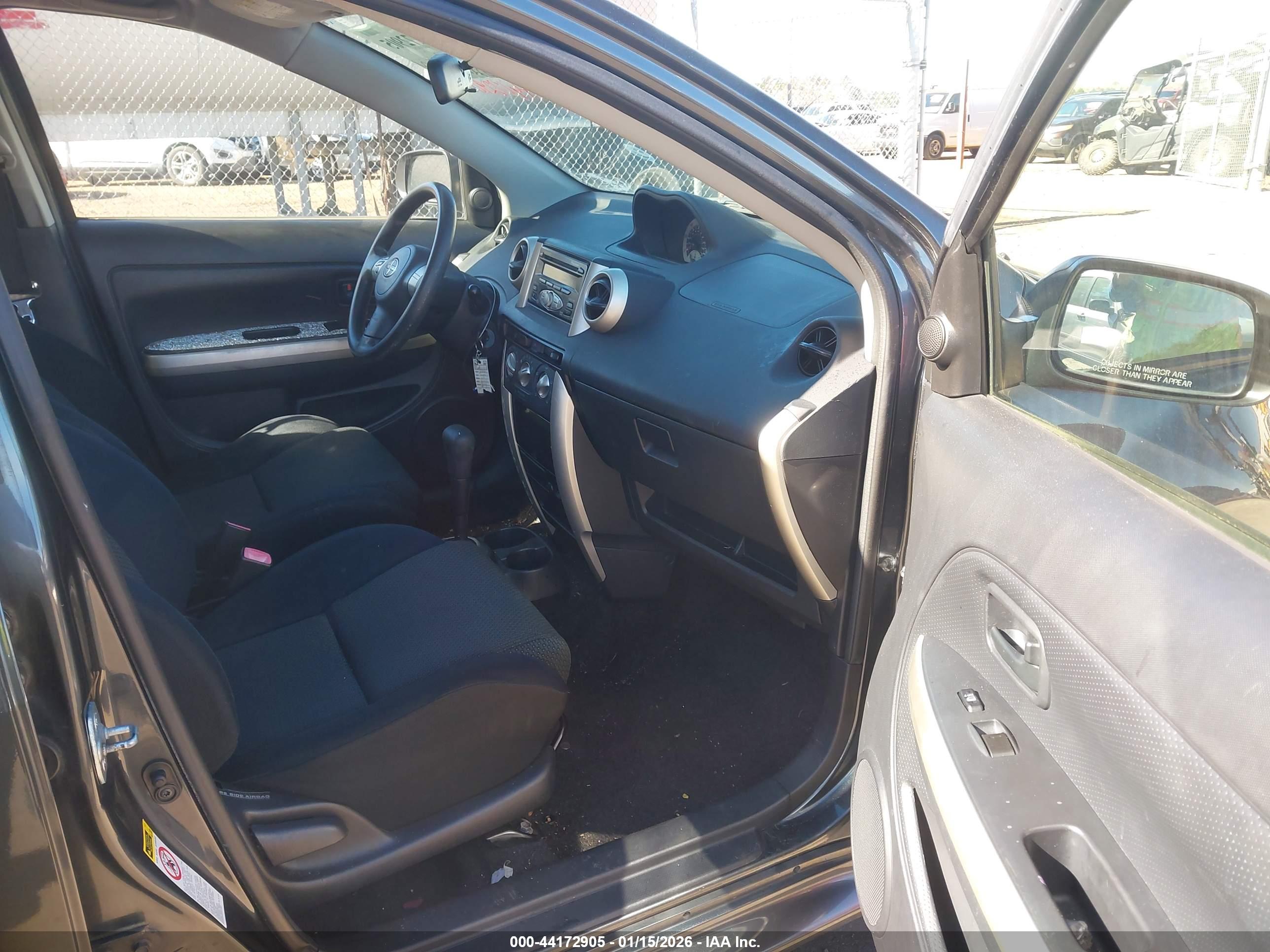 SCION XA image 5