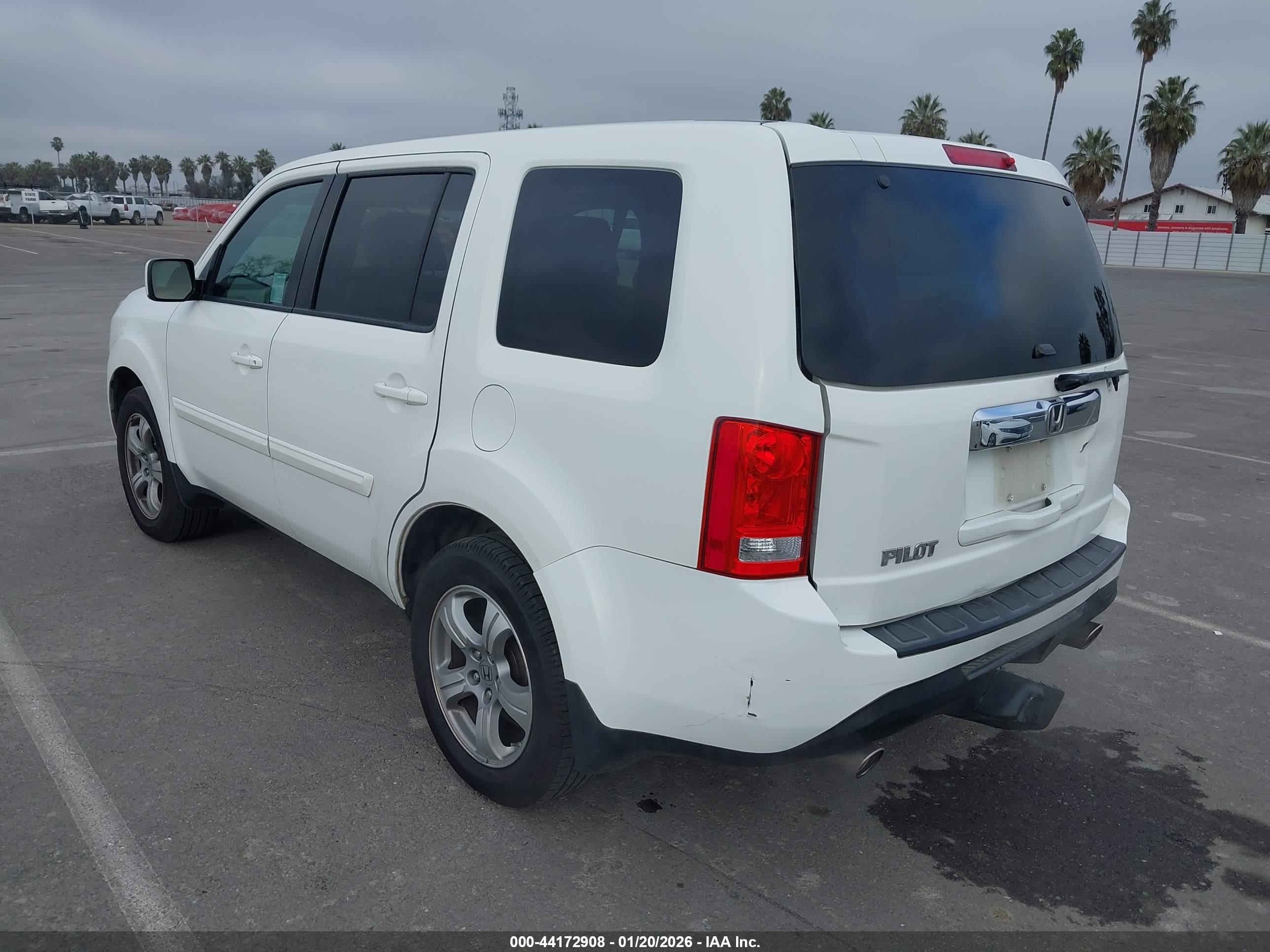 HONDA PILOT image 3