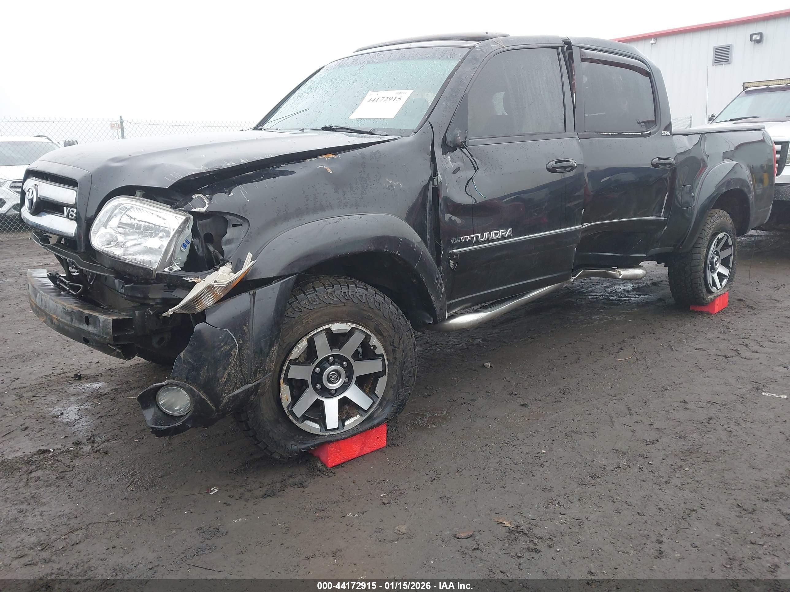 TOYOTA TUNDRA image 2