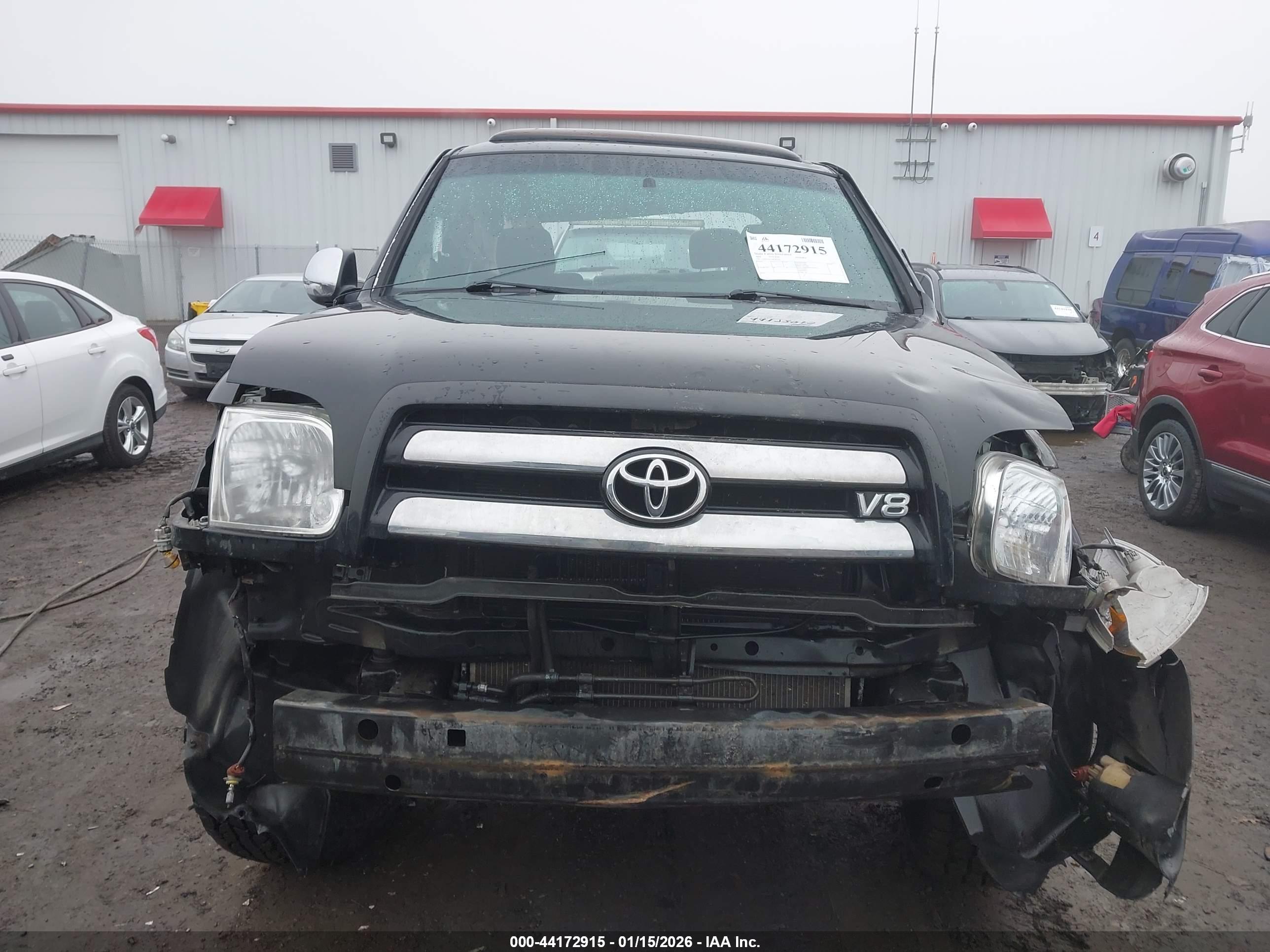 TOYOTA TUNDRA image 6