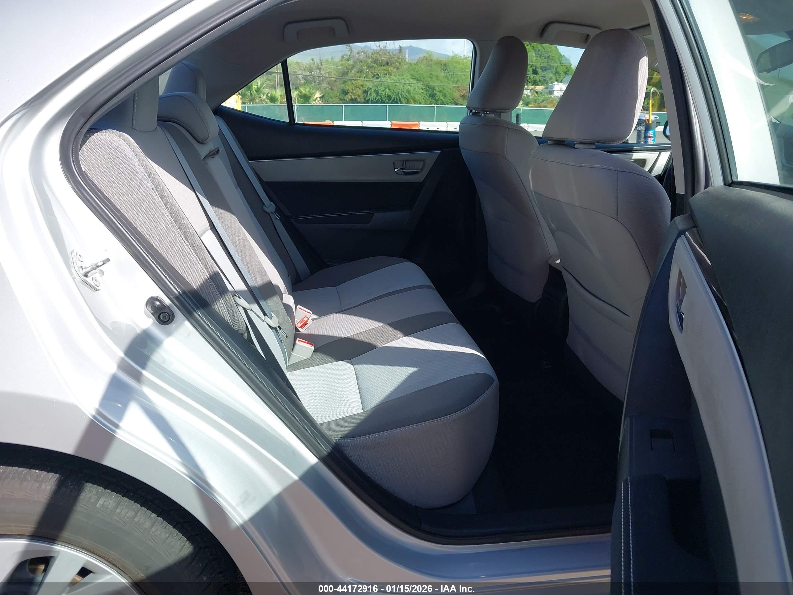 TOYOTA COROLLA image 8