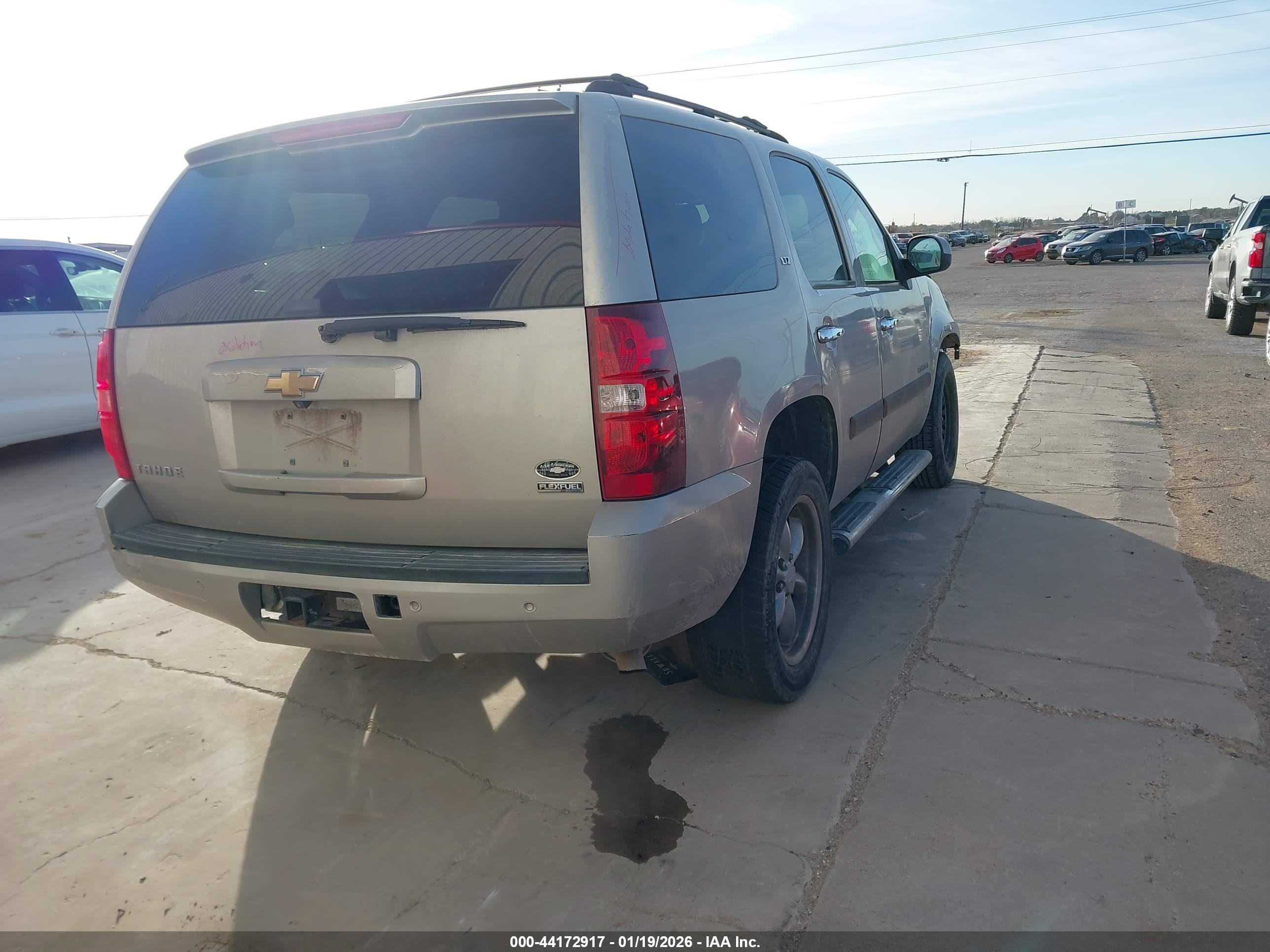 CHEVROLET TAHOE image 4