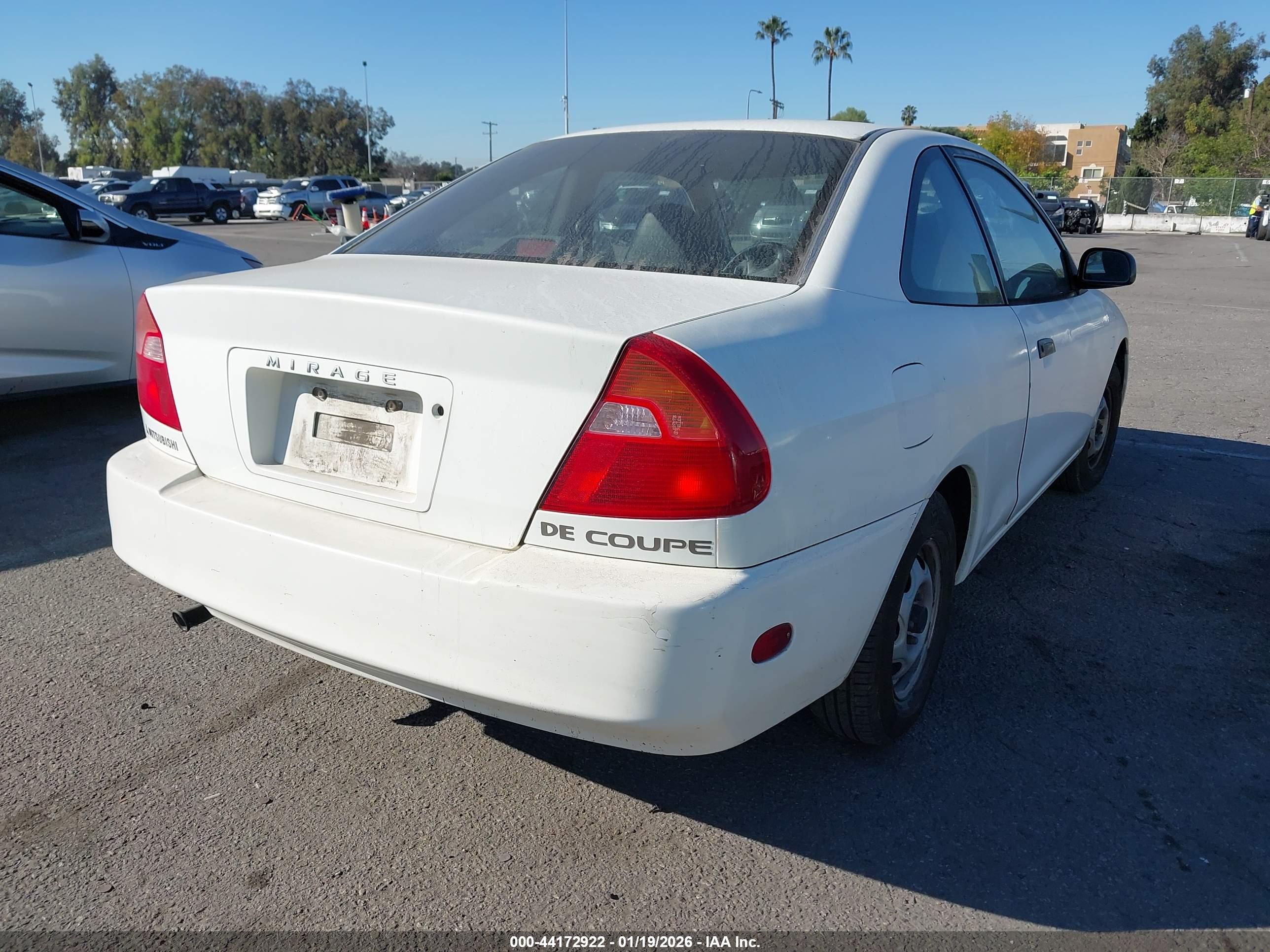 MITSUBISHI MIRAGE image 4