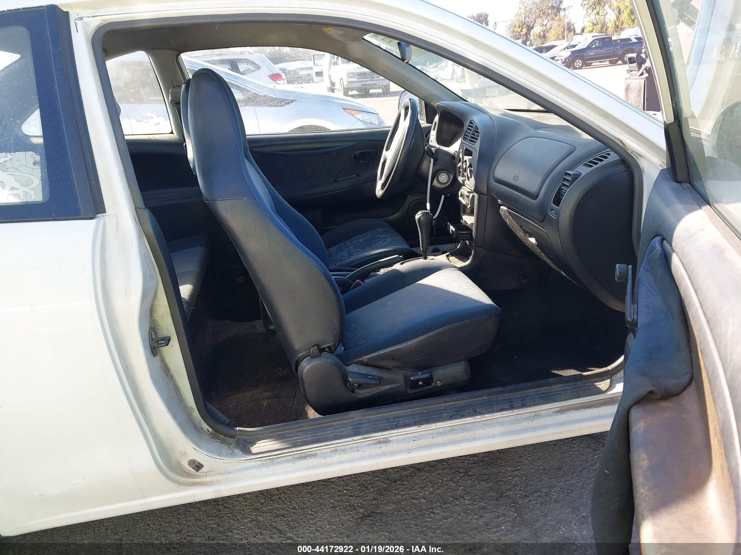 MITSUBISHI MIRAGE image 5