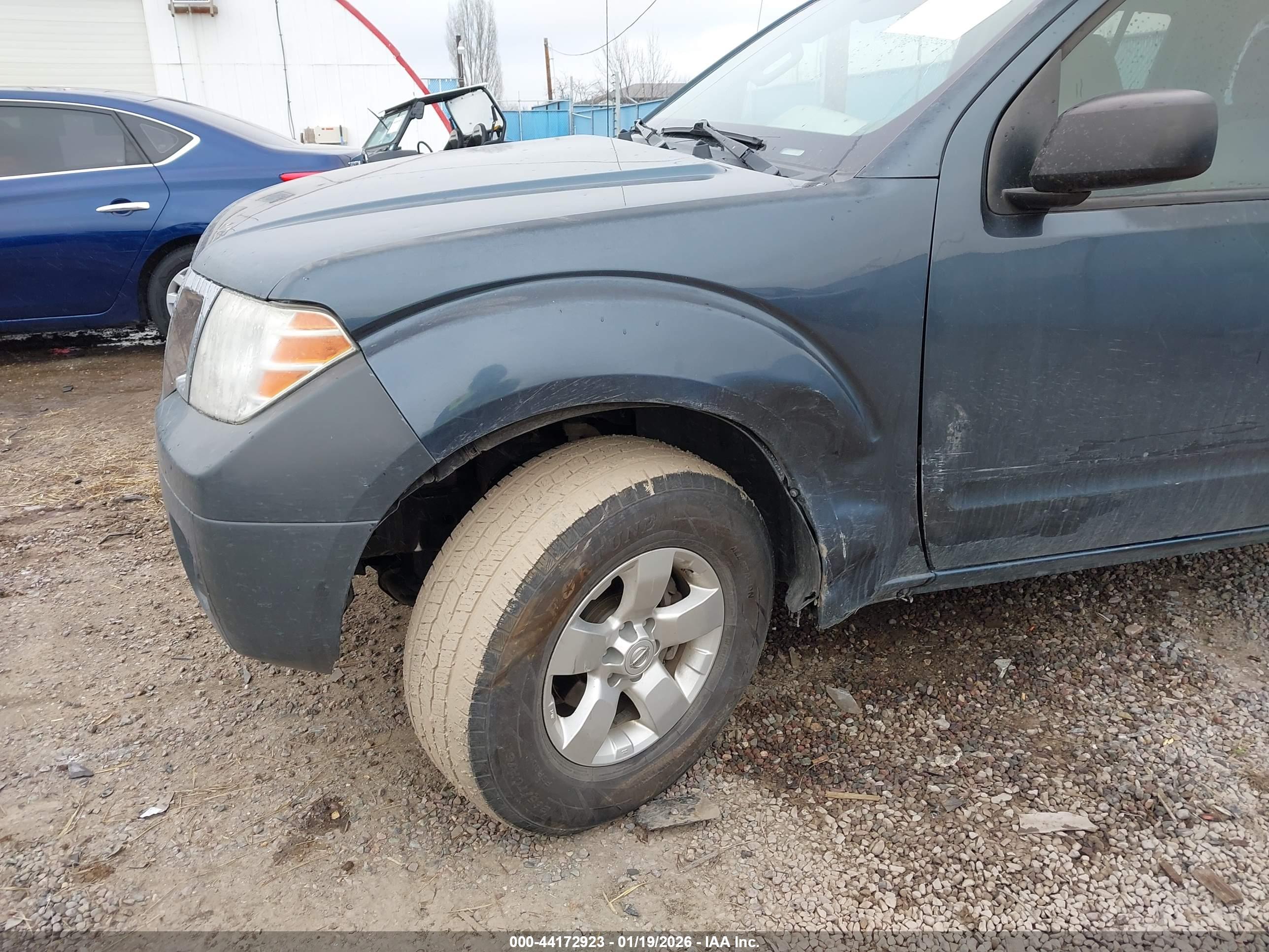 NISSAN FRONTIER image 6