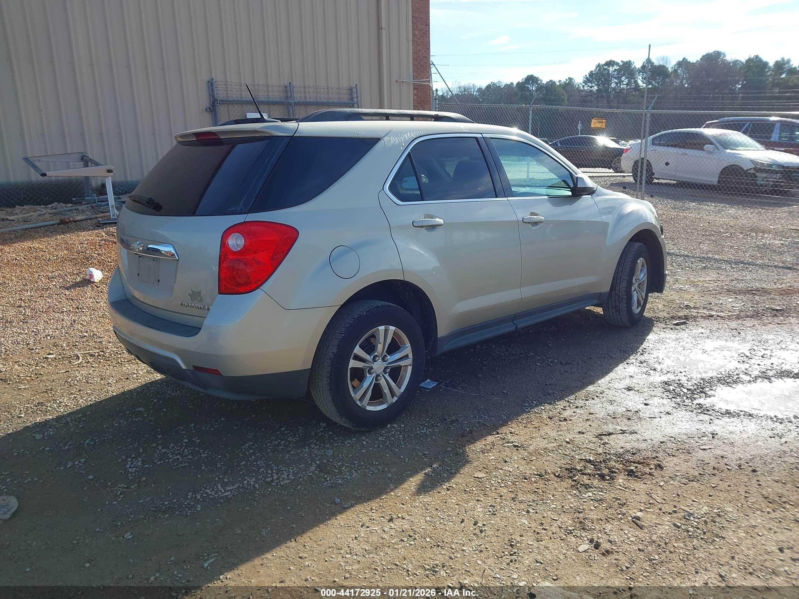 CHEVROLET EQUINOX image 4