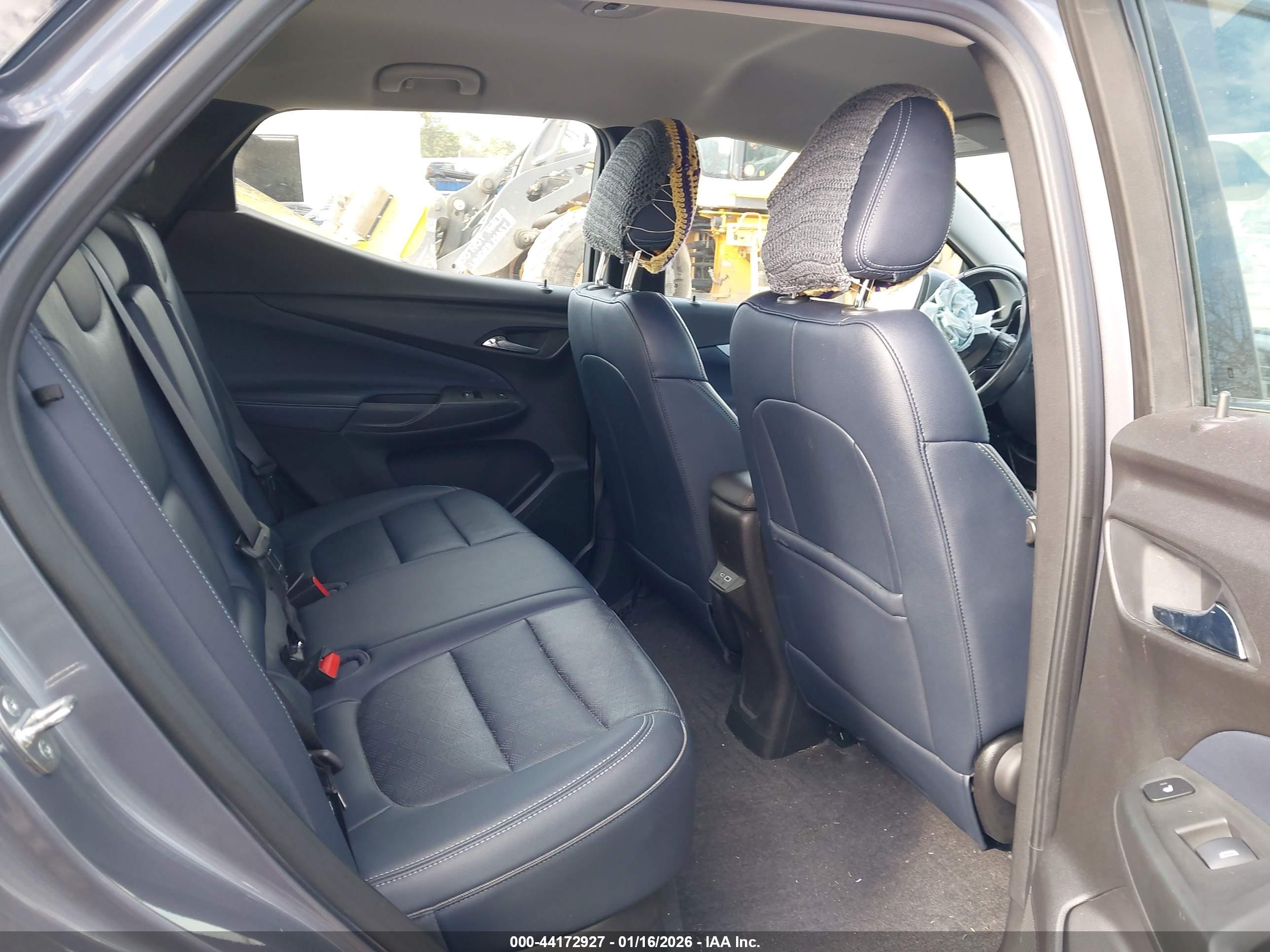 CHEVROLET BOLT image 8
