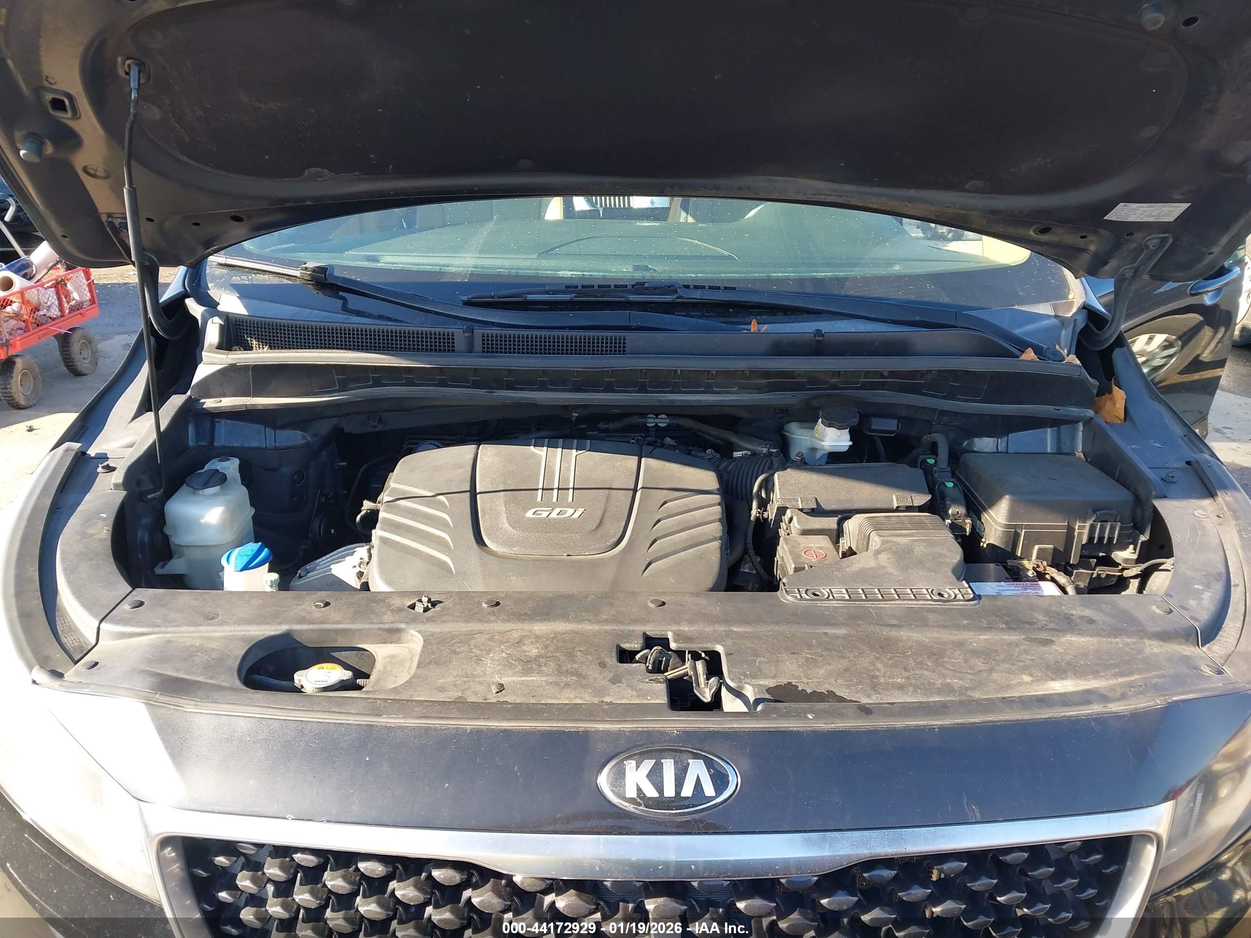 KIA SEDONA image 10