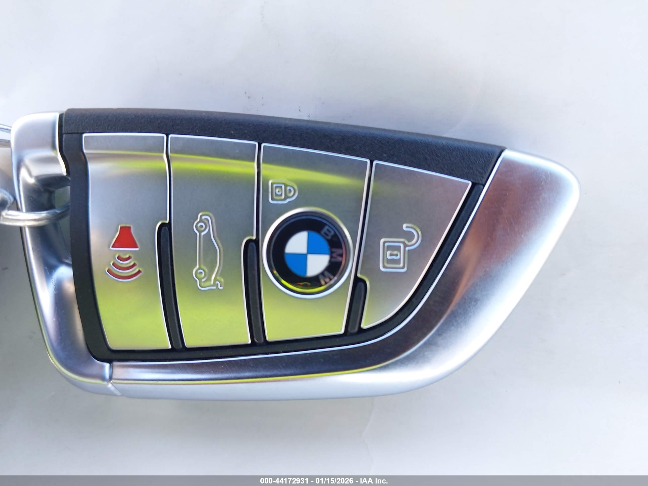 BMW 530E image 11