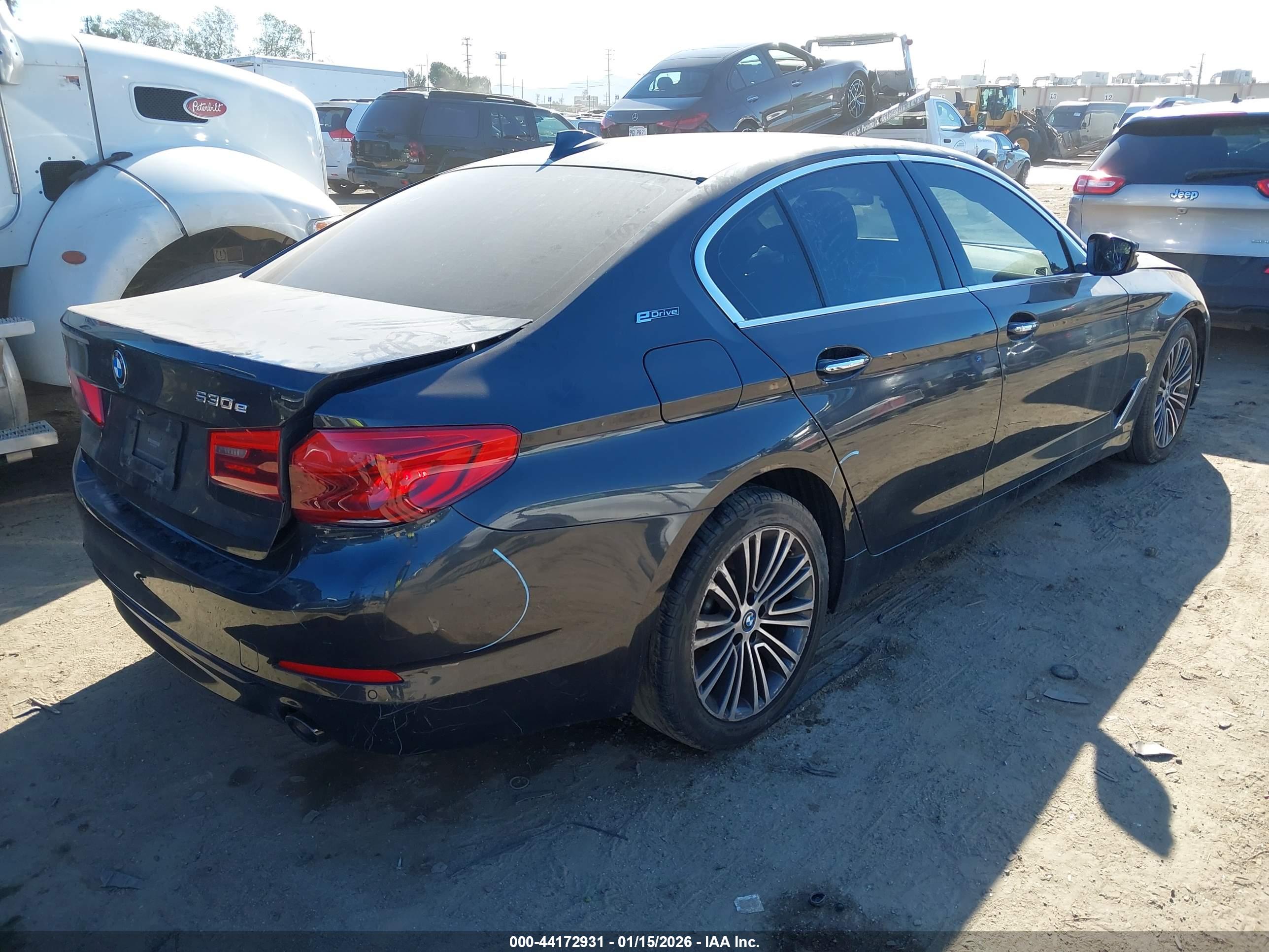 BMW 530E image 4