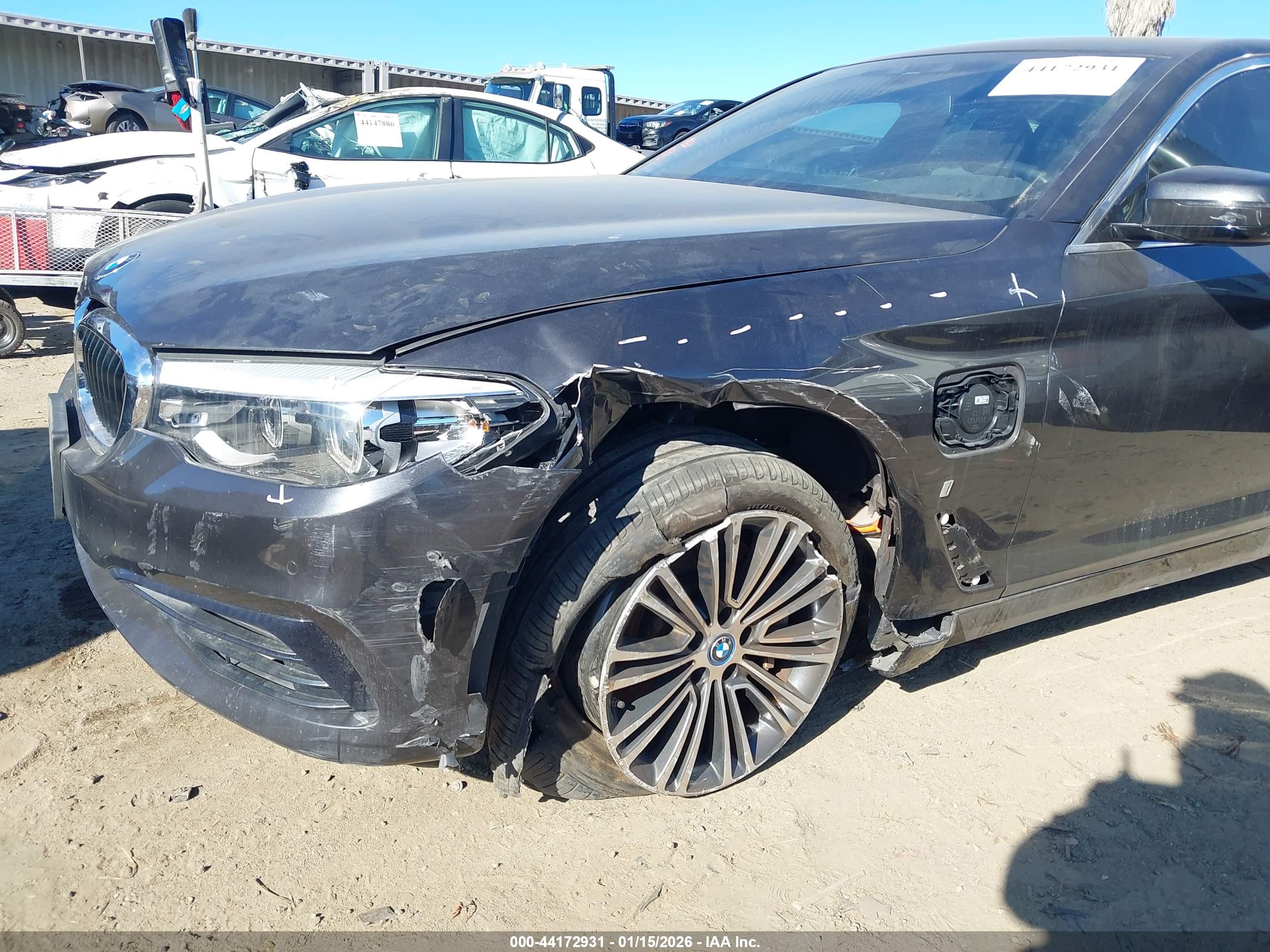 BMW 530E image 6