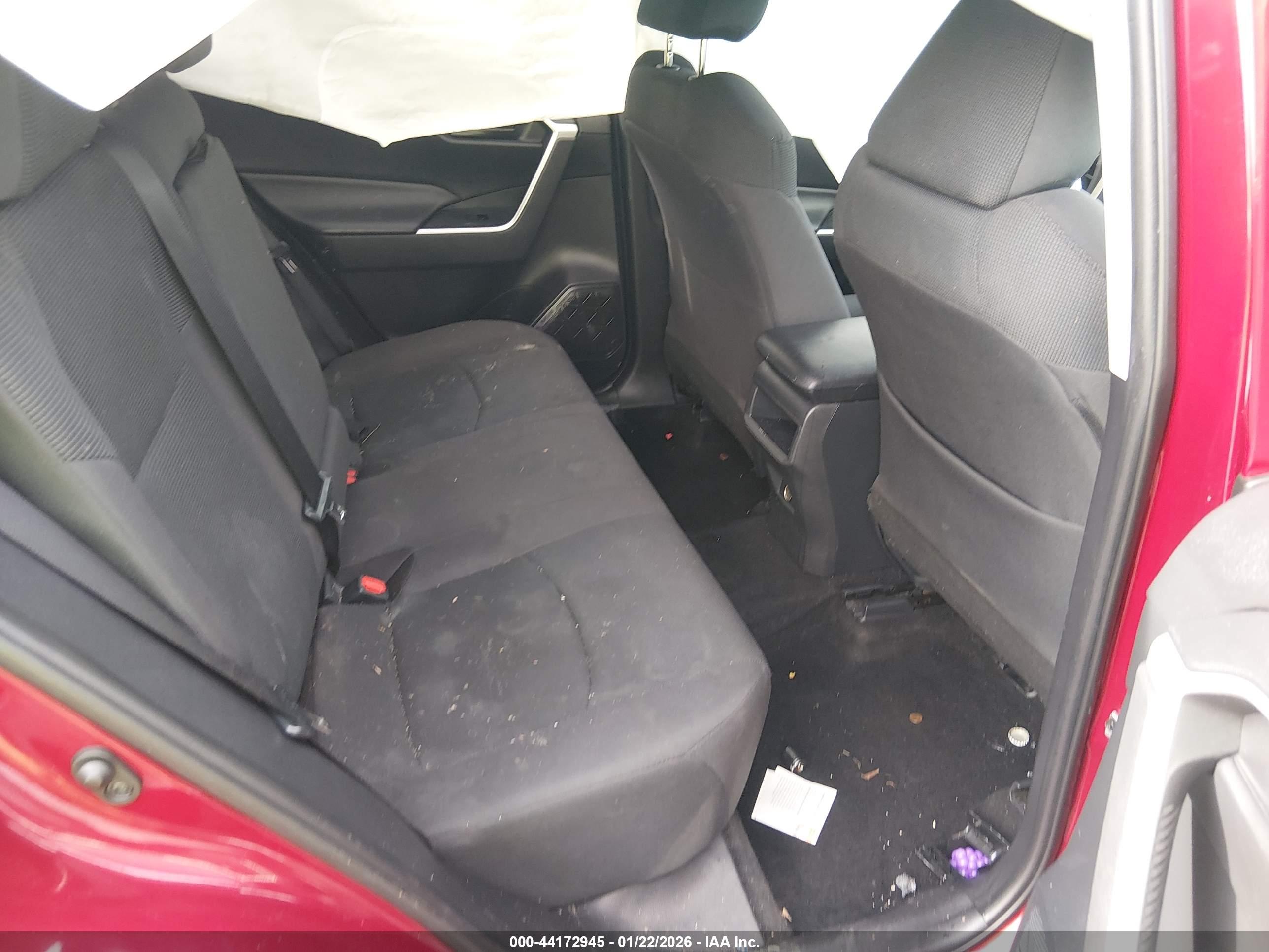 TOYOTA RAV4 image 8