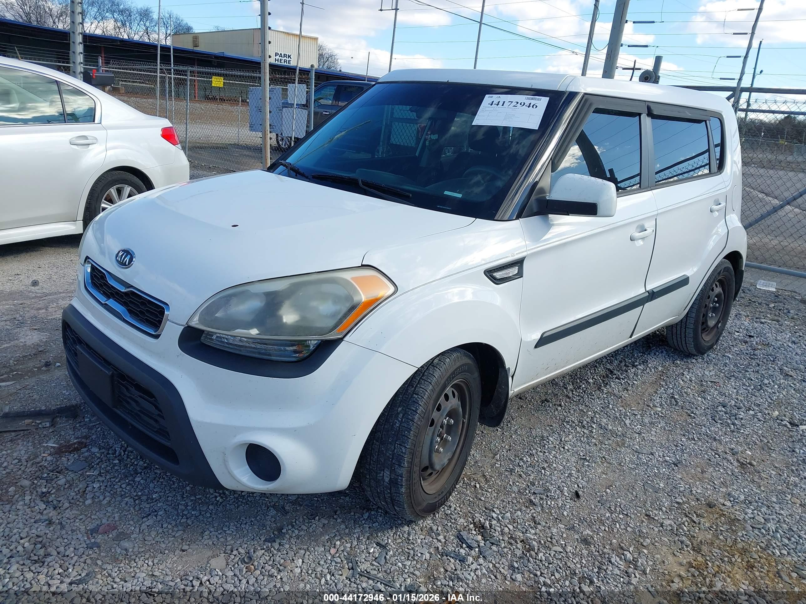 KIA SOUL image 2