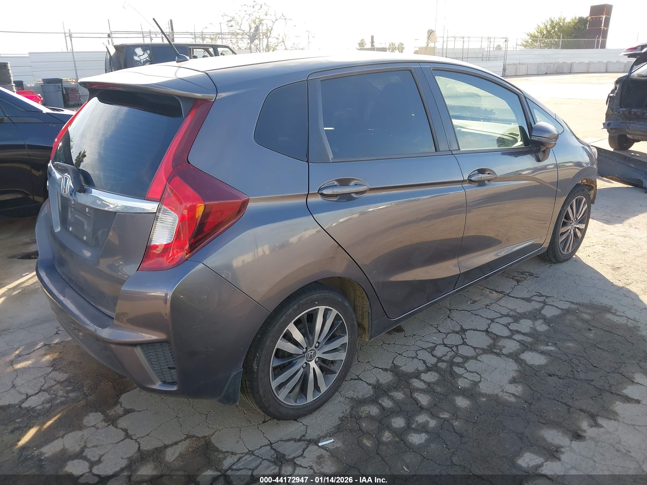HONDA FIT image 4