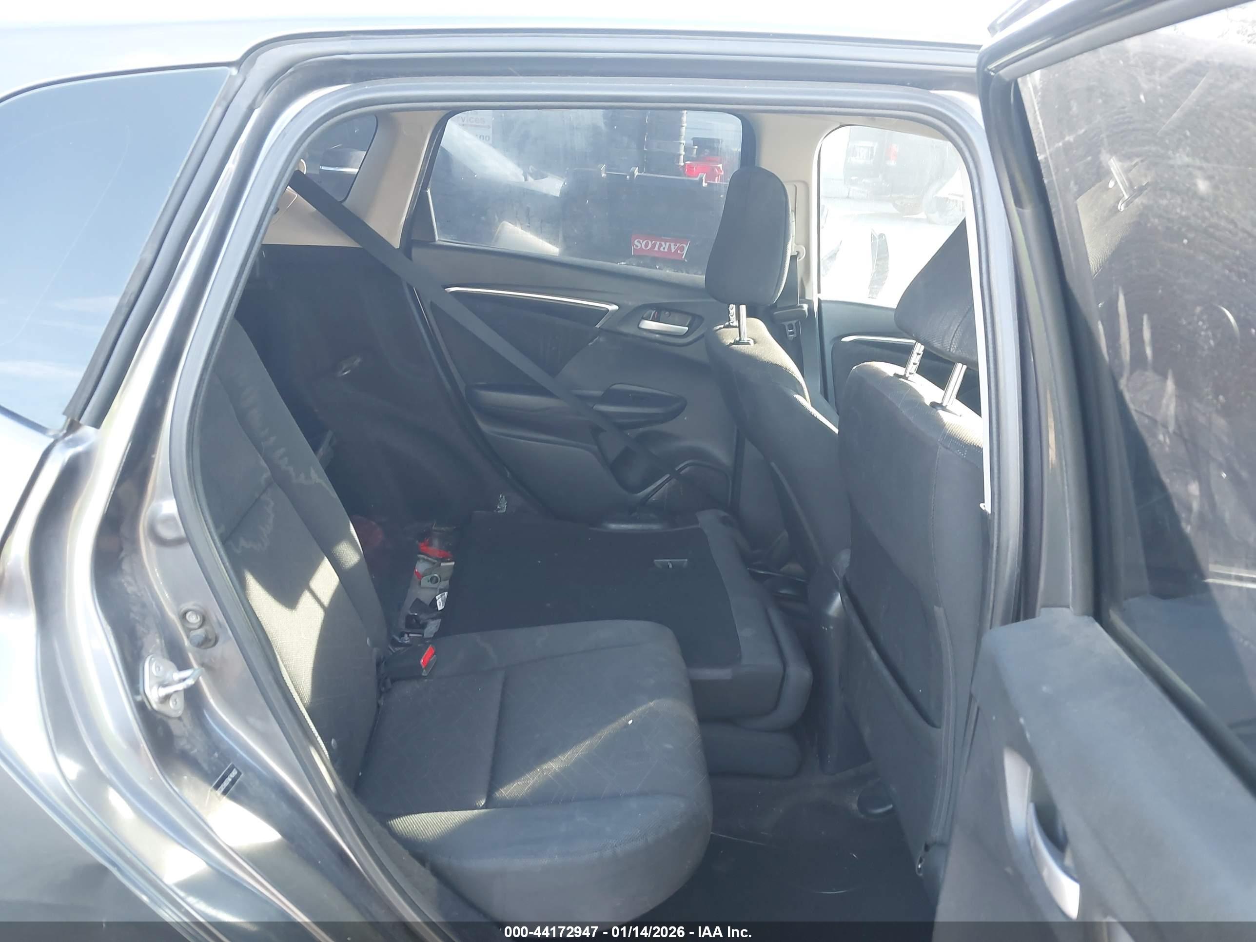 HONDA FIT image 8