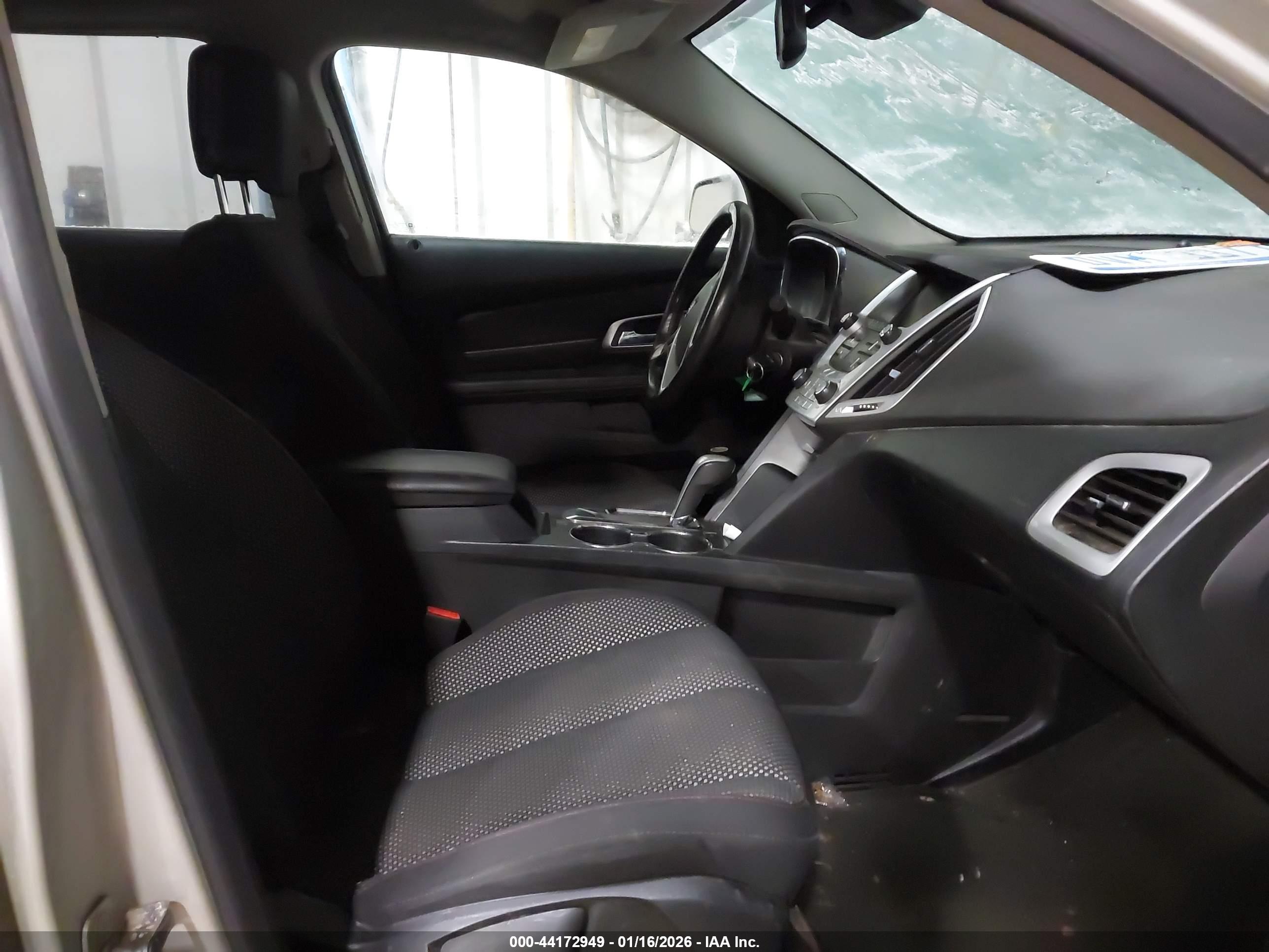 GMC TERRAIN image 5